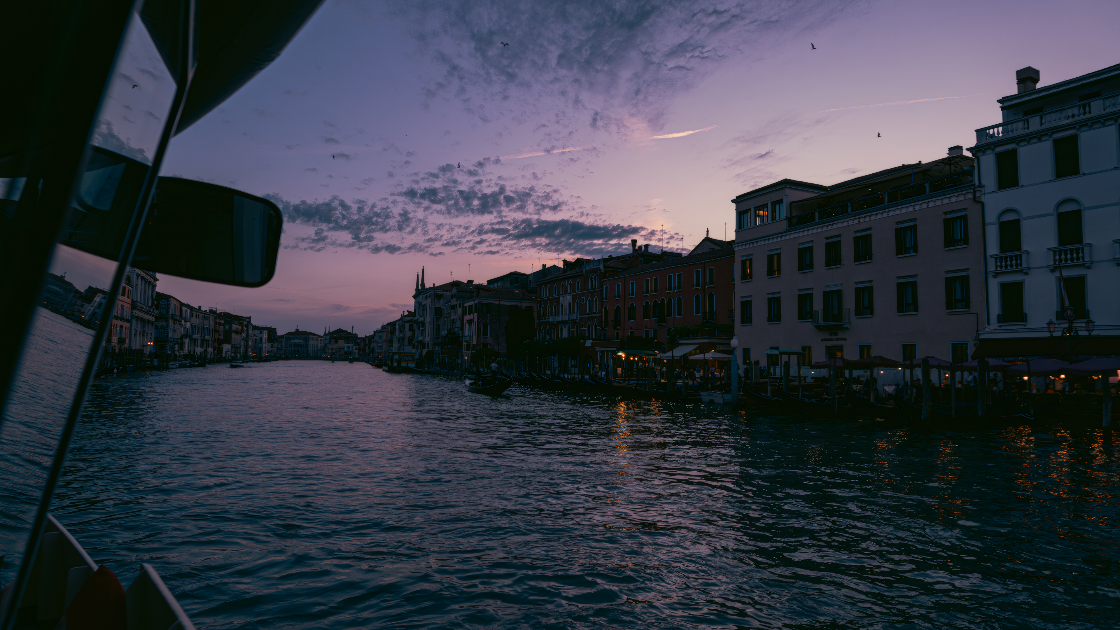 General 3840x2160 Masa8a photography Venice gondolas Italy sea dusk river