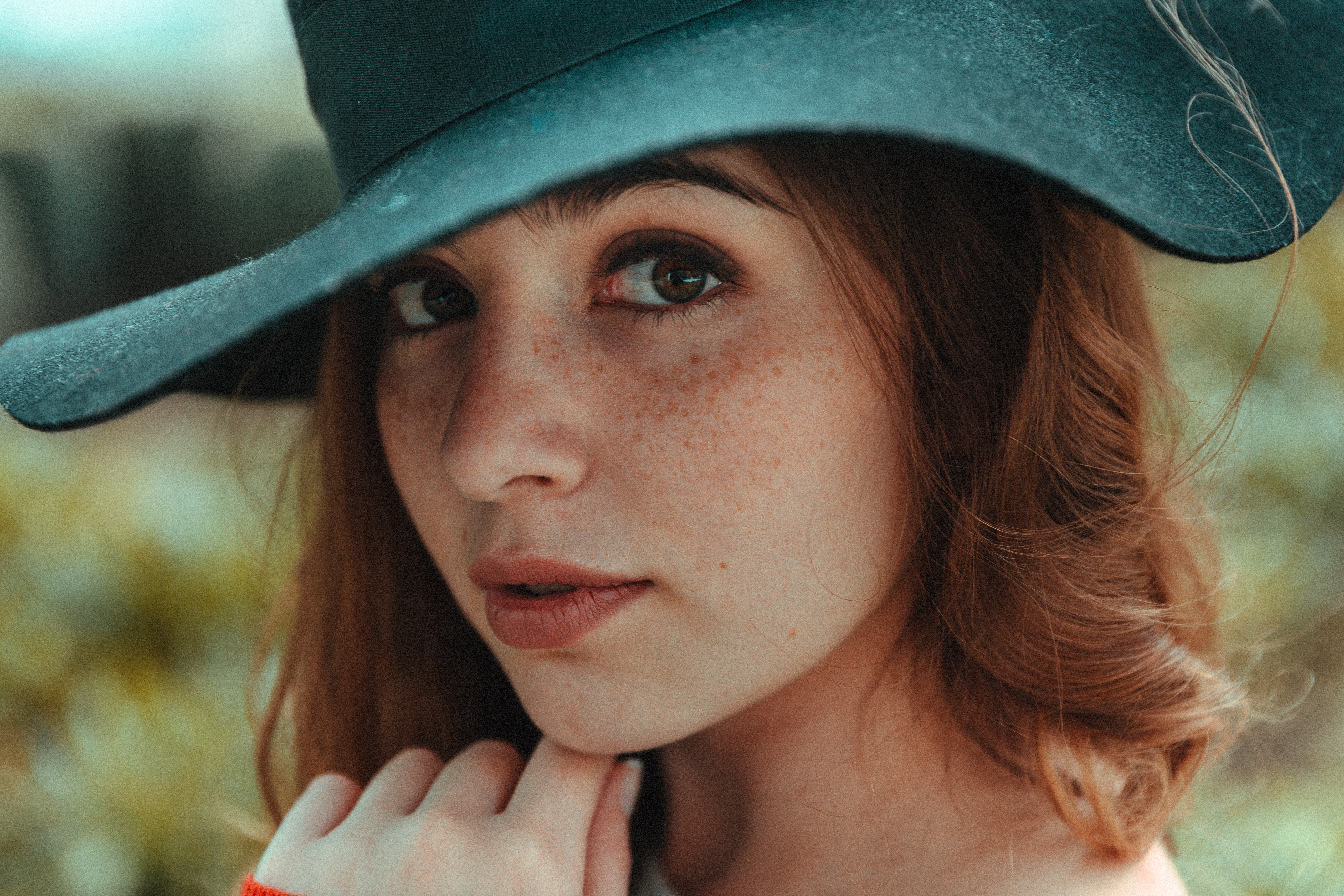 People 5114x3410 women freckles looking at viewer lipstick hat redhead face parted lips thick eyebrows thick eyelashes closeup depth of field