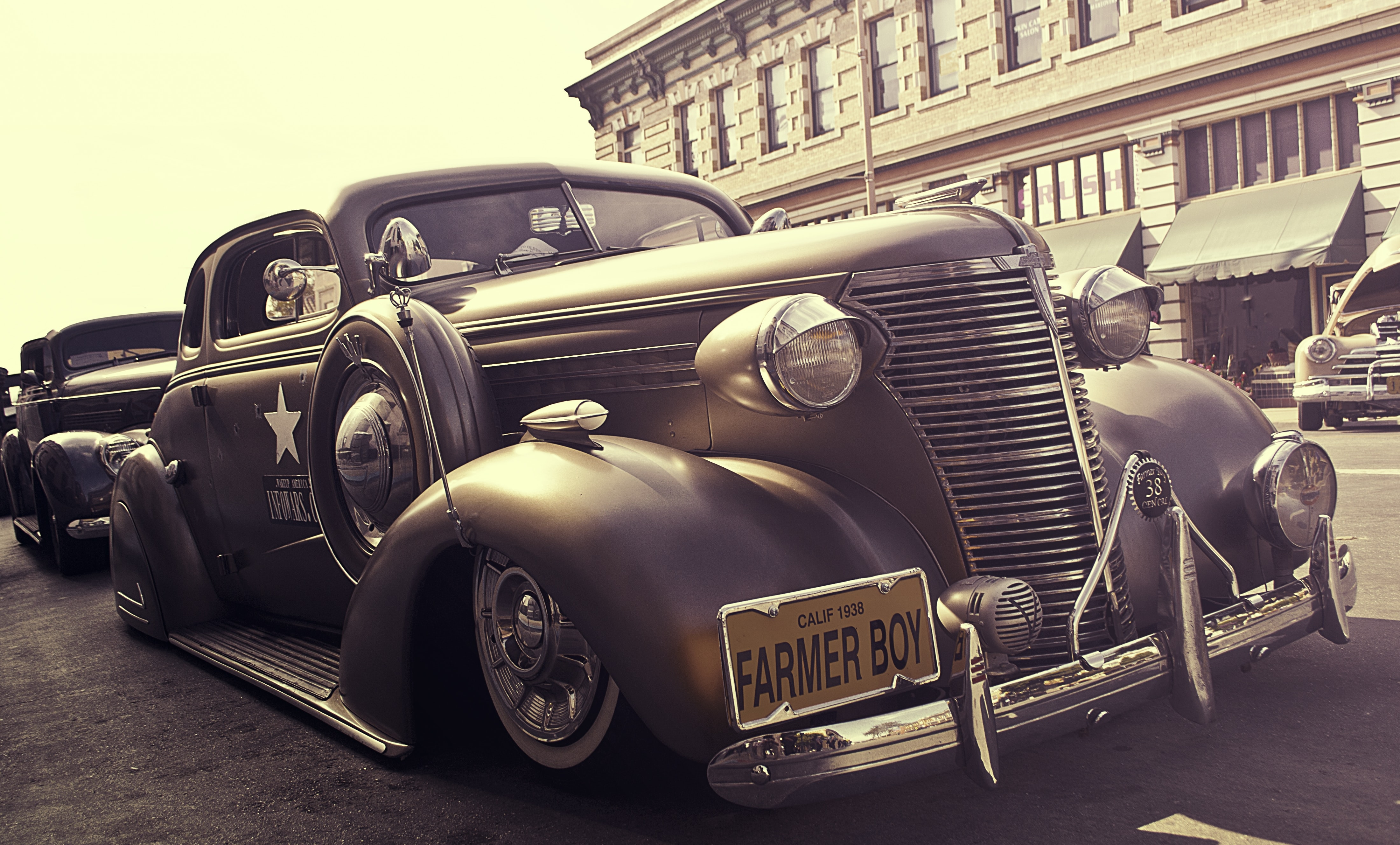General 4400x2656 car vehicle classic car photography