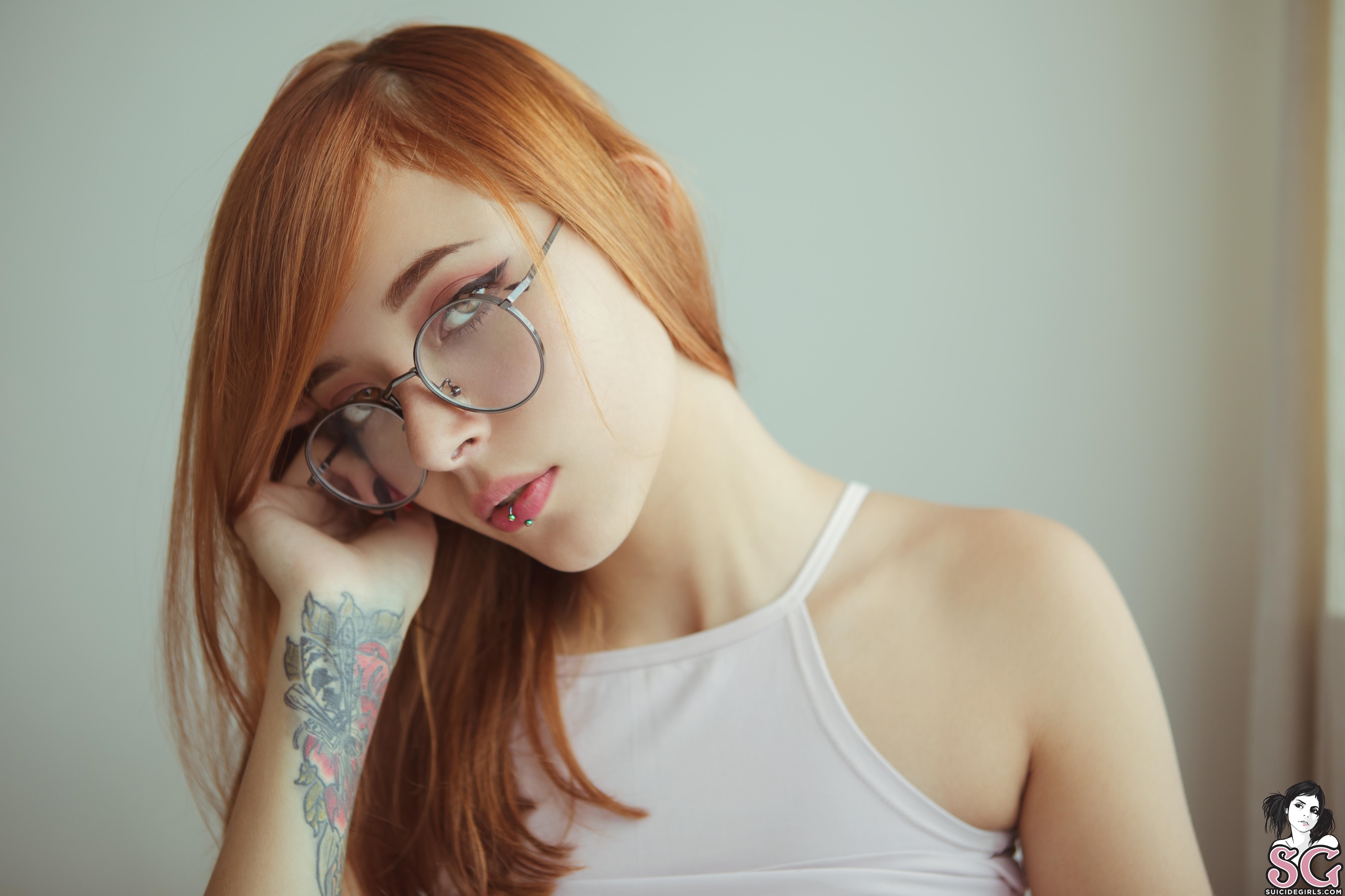 Lass Suicide, redhead, women, face, looking at viewer 