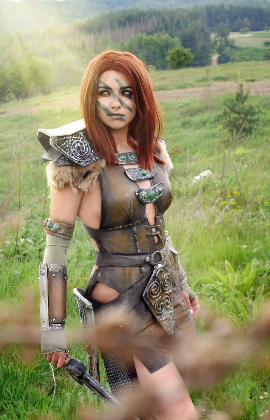People 900x1399 model women redhead Aela the Huntress (Skyrim) cosplay women with swords shoulder length hair girl in armor straight hair female warrior April Gloria looking away armored woman