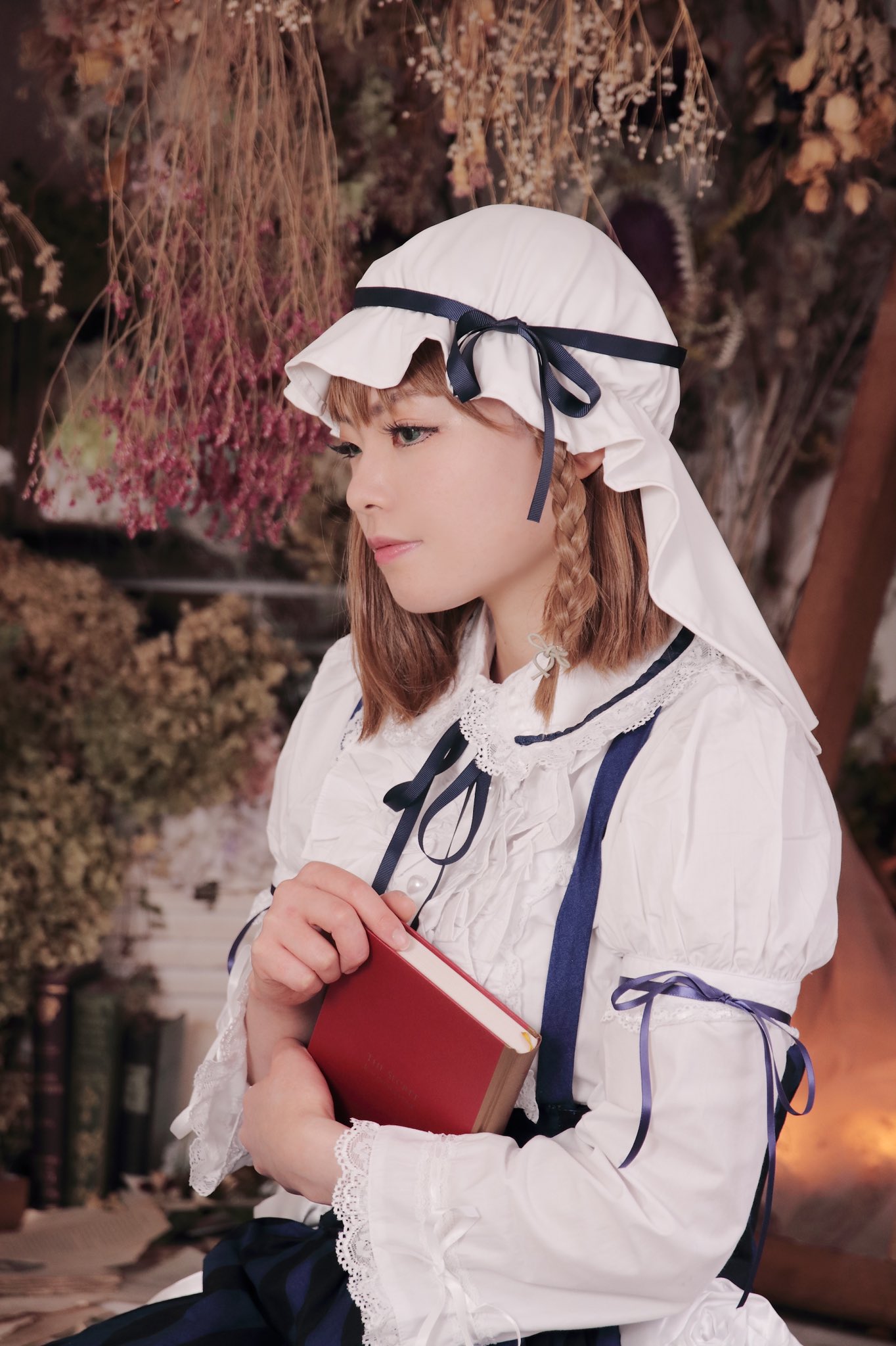 People 1364x2048 Charlotte Corday (Fate/Grand Order) Fate series Fate/Grand Order Asian asian cosplayer cosplay Japanese clothes Japanese women women short hair brunette