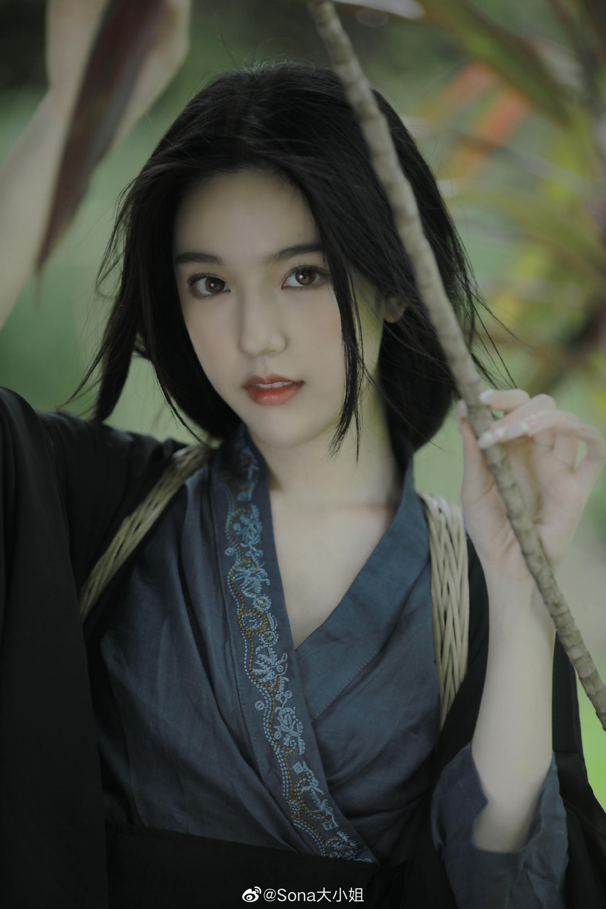 People 2000x3000 Asian face women model looking at viewer traditional clothing