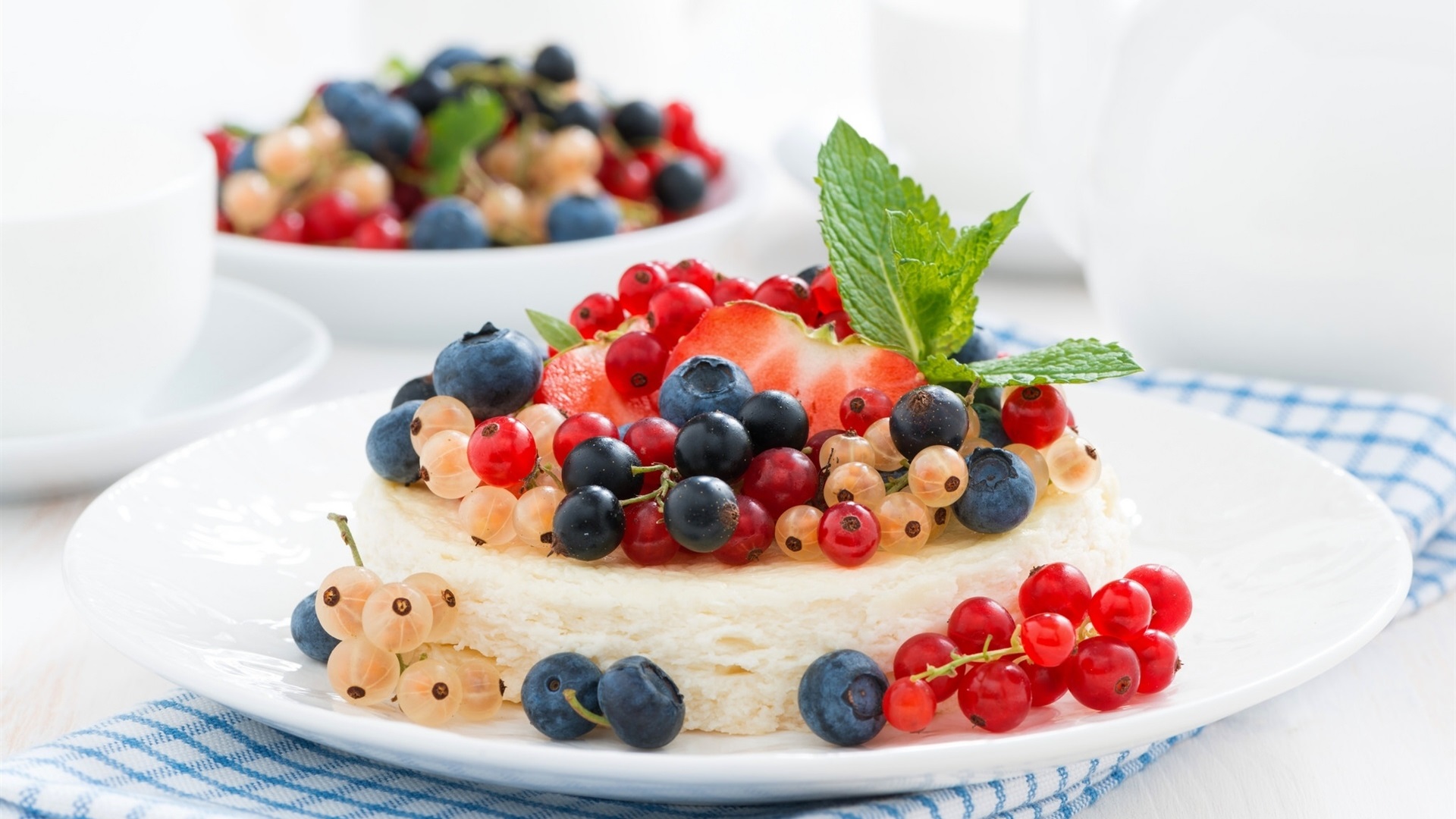 General 1920x1080 cake food sweets plates berries