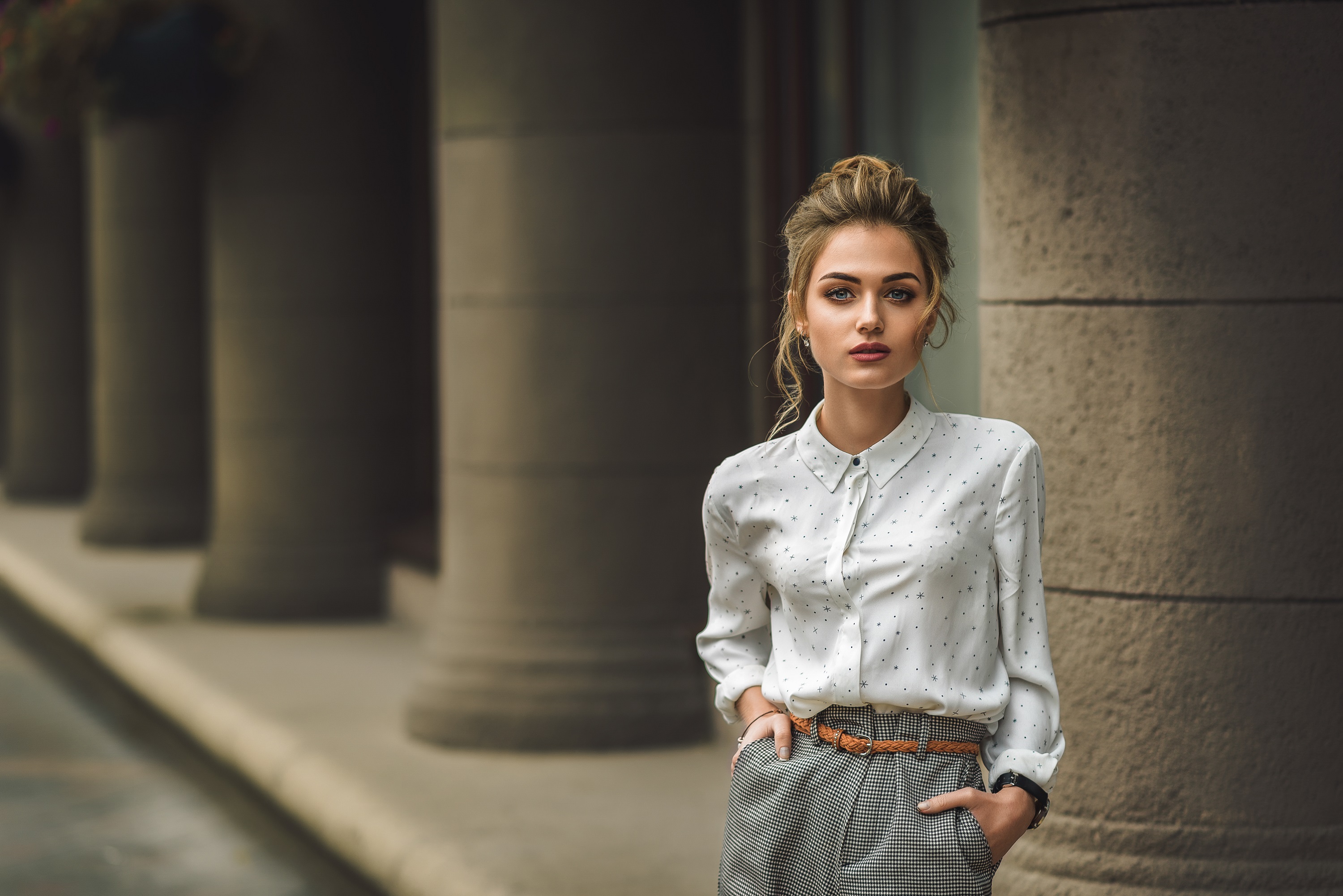 People 3000x2002 women model portrait looking at viewer shirt outdoors depth of field bokeh pillar women outdoors Dmitry Medved