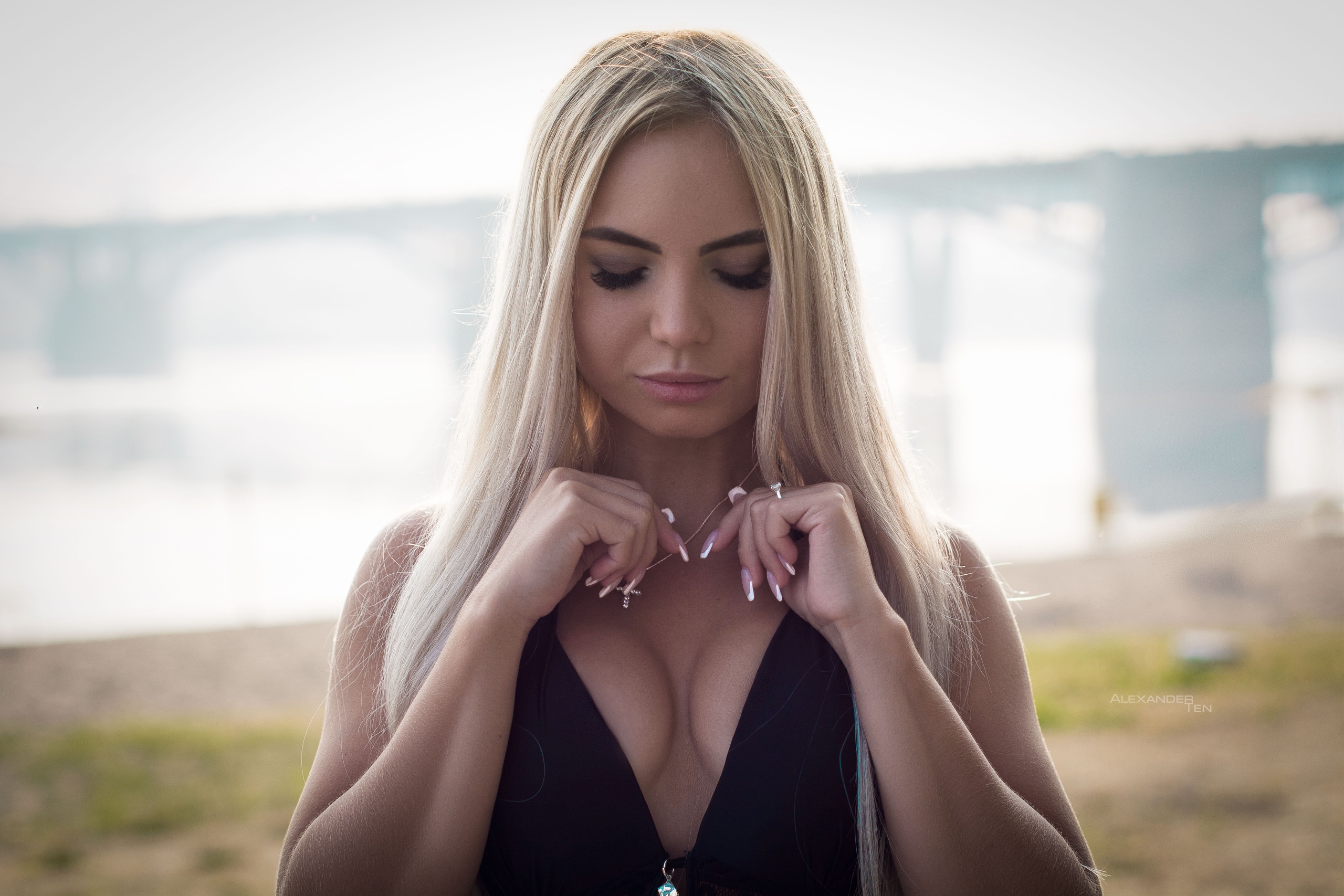 People 2560x1707 women portrait cleavage boobs blonde pink lipstick closed eyes necklace french manicure  frontal view