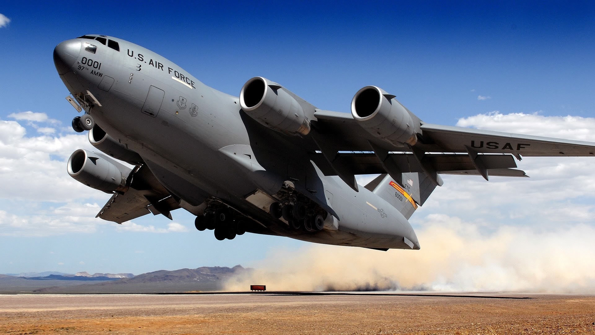 General 1920x1080 airplane aircraft military aircraft vehicle US Air Force military vehicle military Boeing C-17 Globemaster III take-off dust American aircraft Boeing