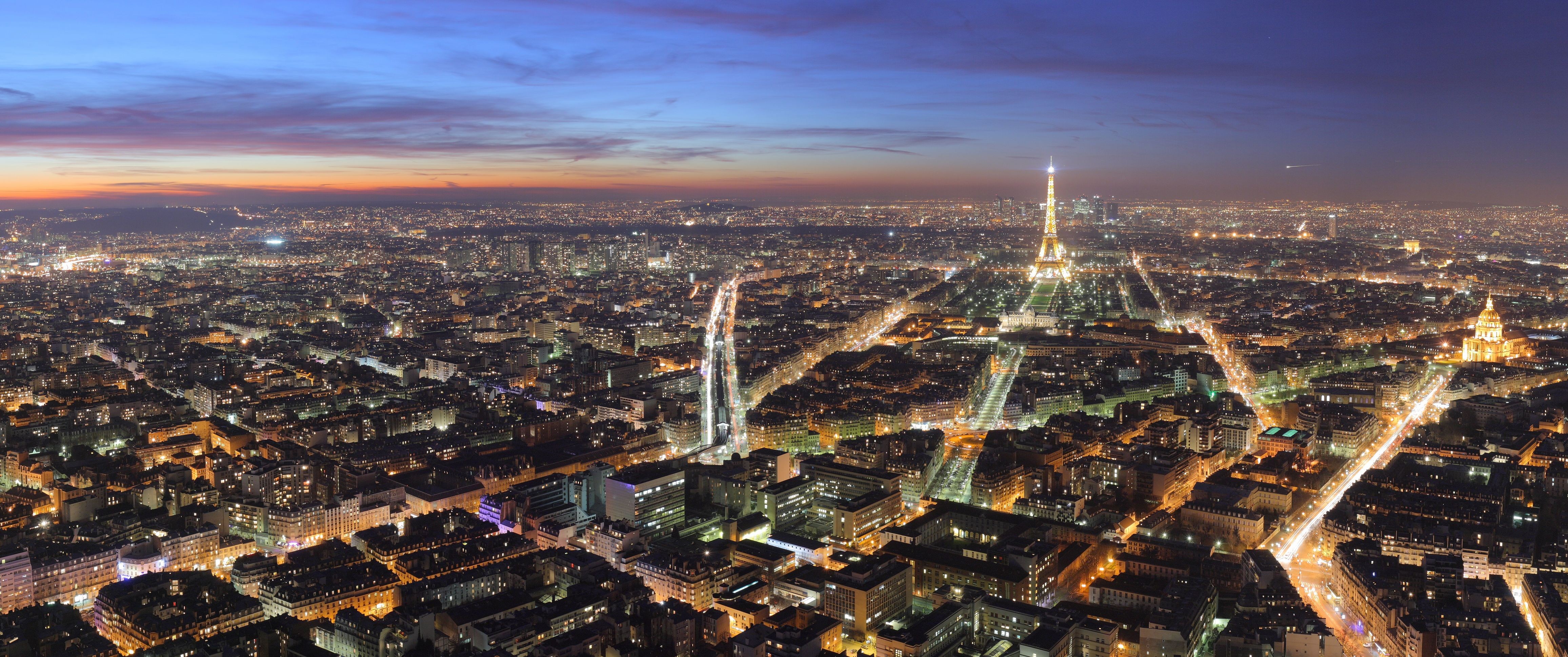 General 4626x1938 ultrawide dusk Paris cityscape France city lights aerial view Eiffel Tower panorama