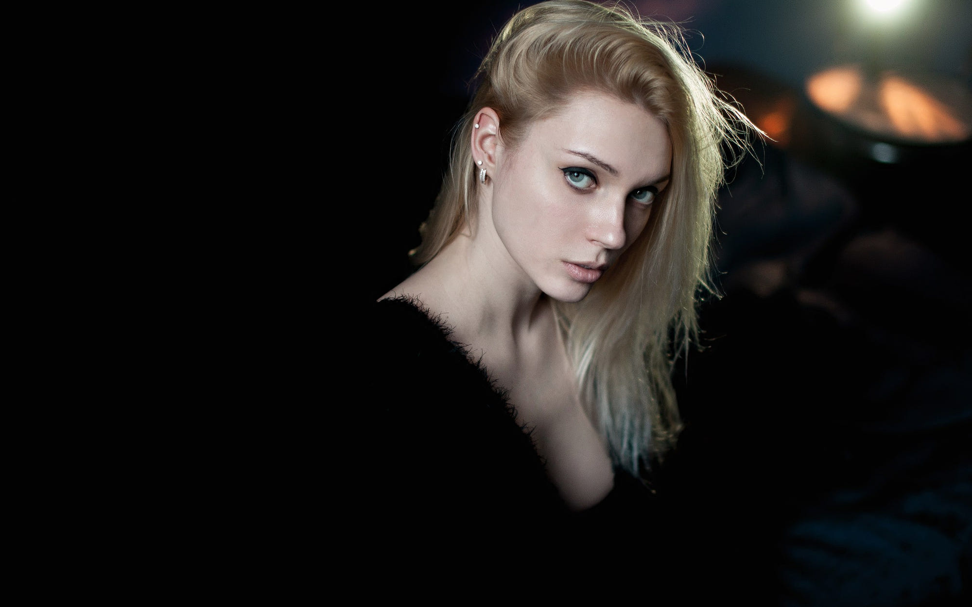 People 2000x1250 Andrey Frolov blonde portrait face model women indoors blue eyes looking at viewer women depth of field