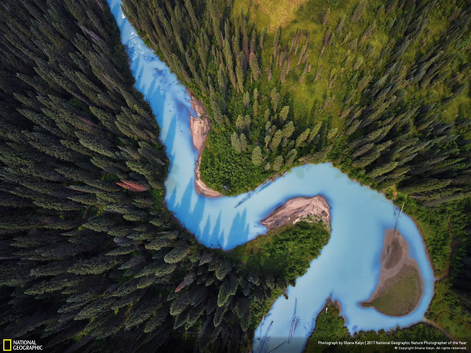 General 1600x1200 nature landscape aerial view water trees forest river National Geographic Canada British Columbia