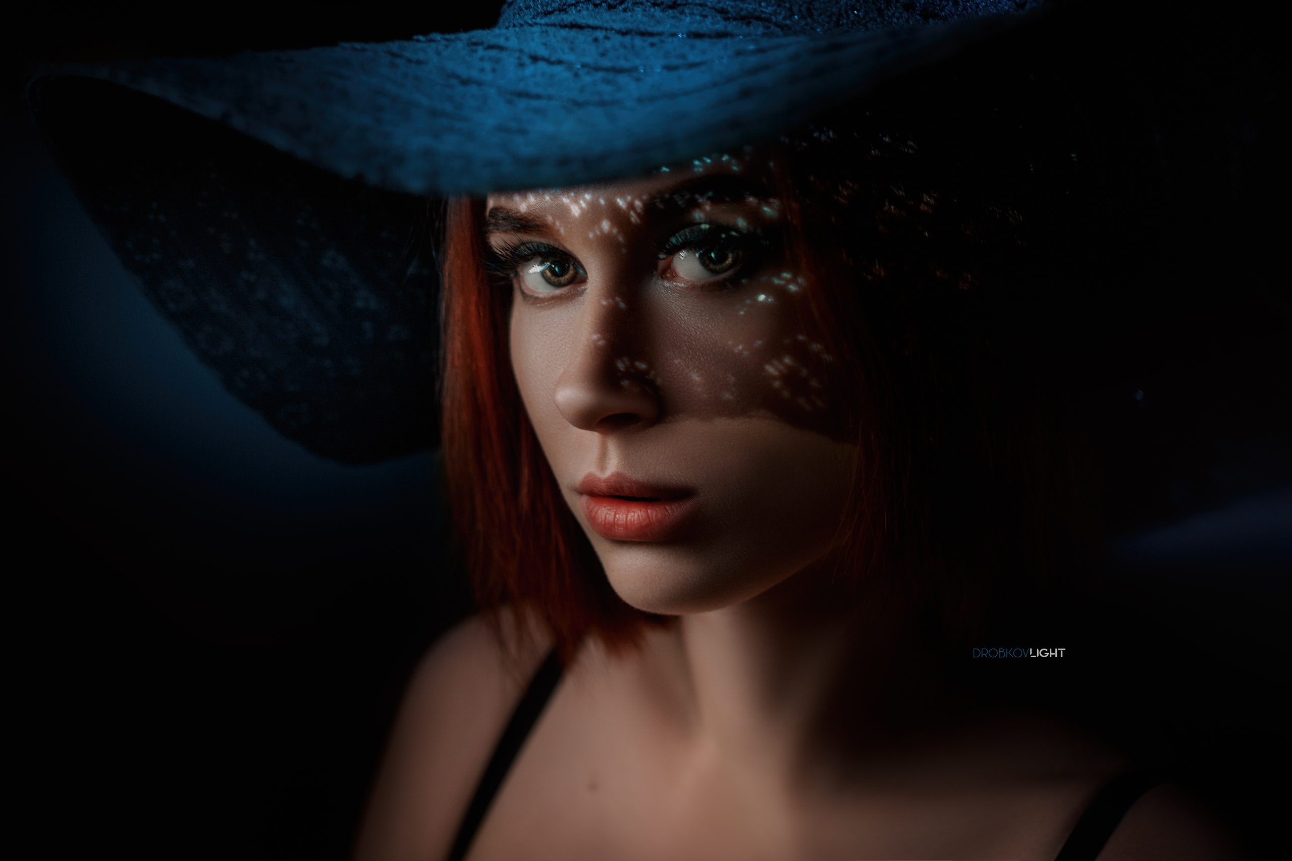 People 2560x1707 Elvira Pozdnysheva women model redhead portrait indoors dark face women with hats hat looking at viewer women indoors Alexander Drobkov closeup watermarked