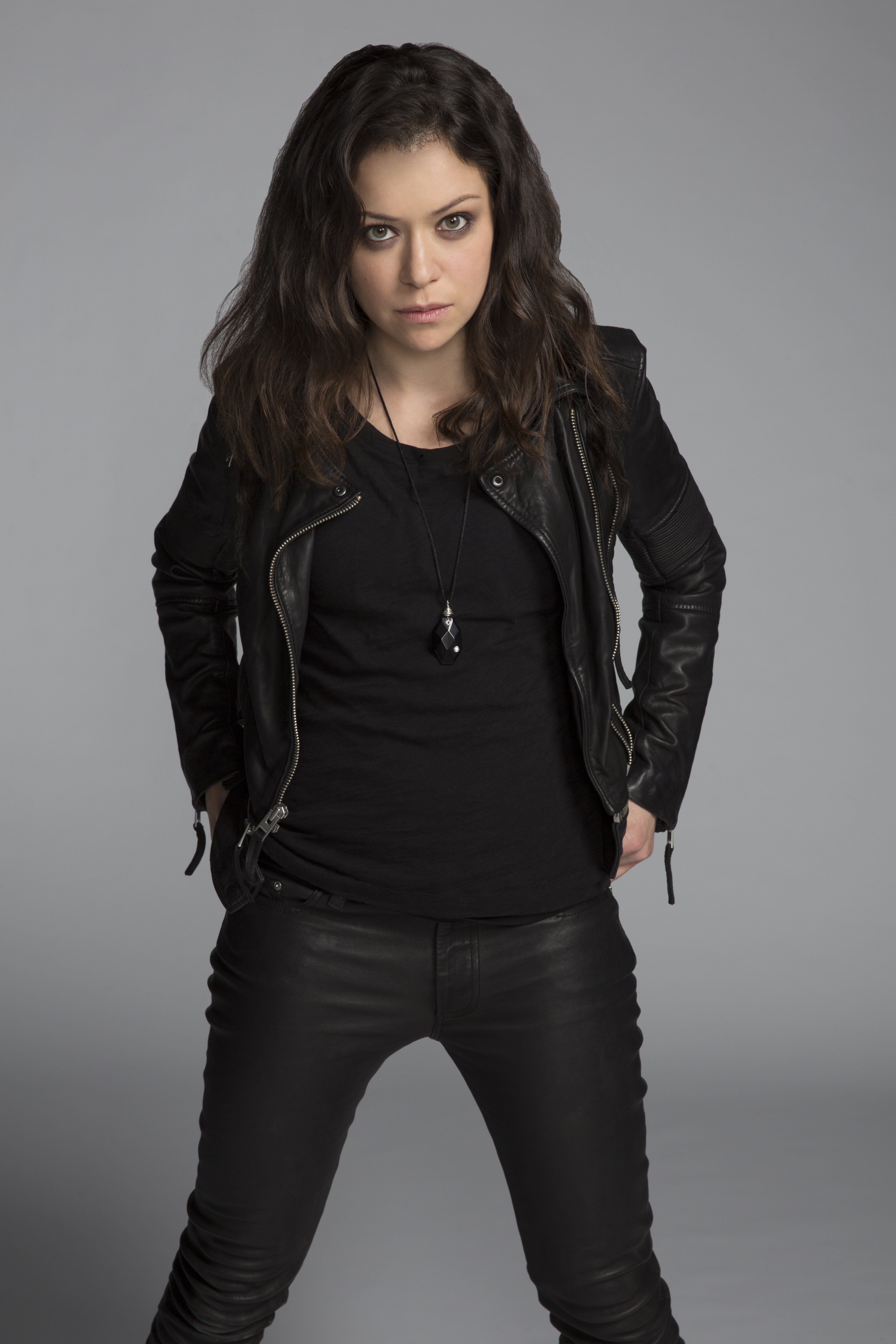People 3840x5760 women actress Tatiana Maslany Orphan Black gray background simple background leather jacket Canadian women TV series standing brunette looking at viewer necklace portrait display