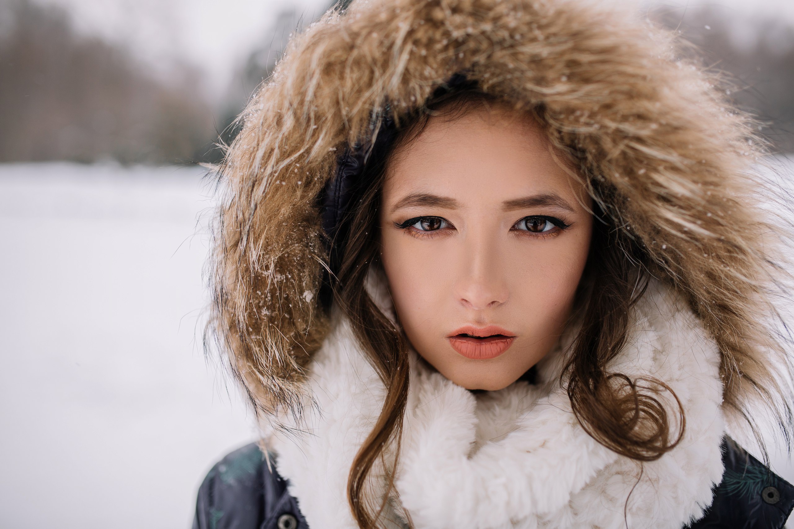 People 2560x1707 face winter Disha Shemetova women outdoors women fur hat portrait snow closeup