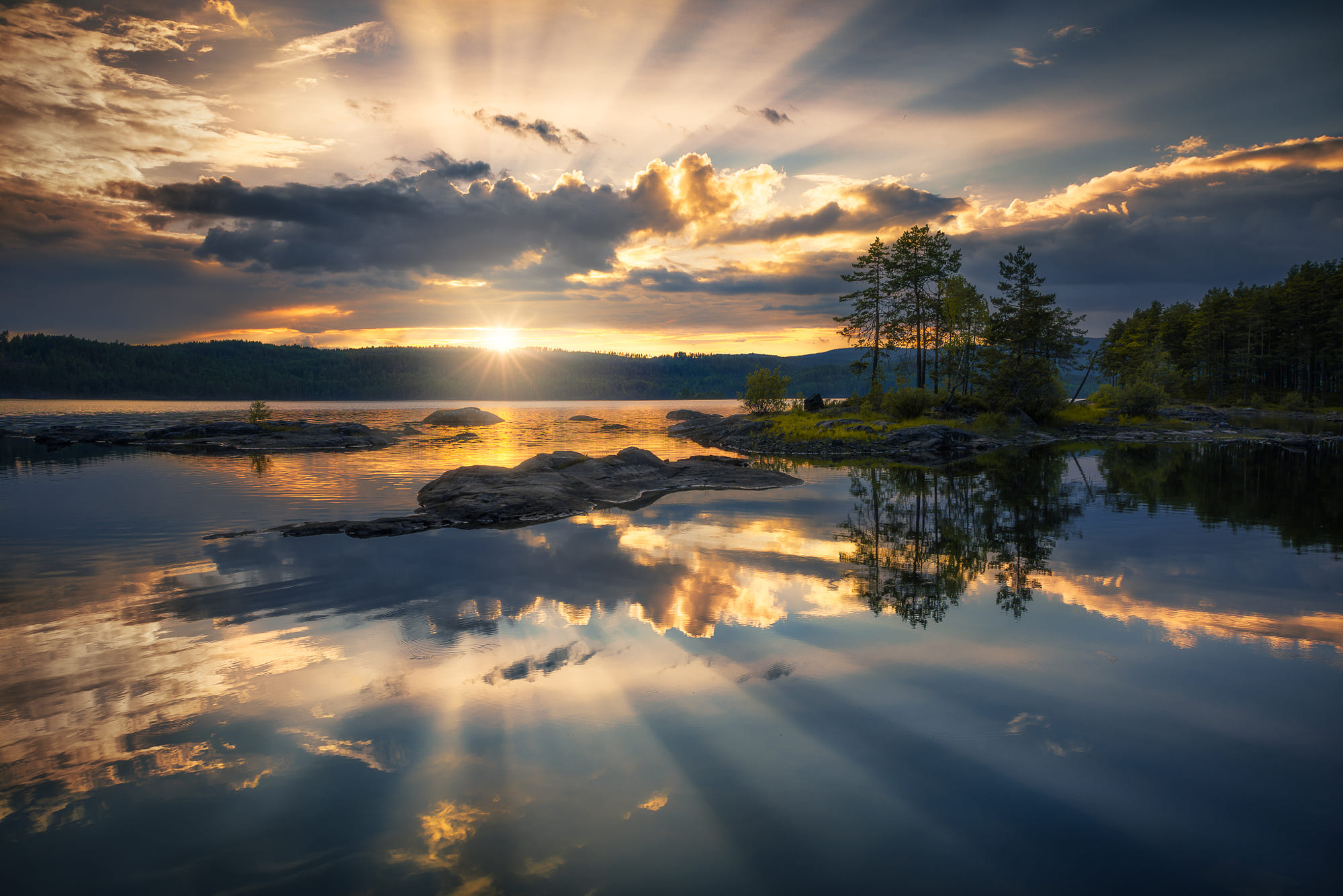 General 2000x1335 sunset reflection water Norway Sun nature sky