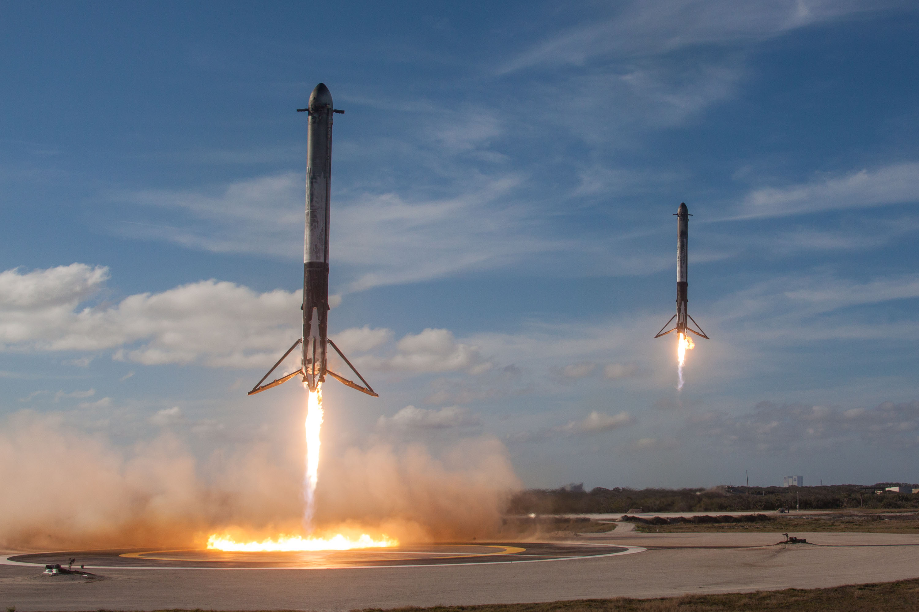 General 3000x2000 SpaceX rocket smoke Cape Canaveral Falcon Heavy Falcon 9