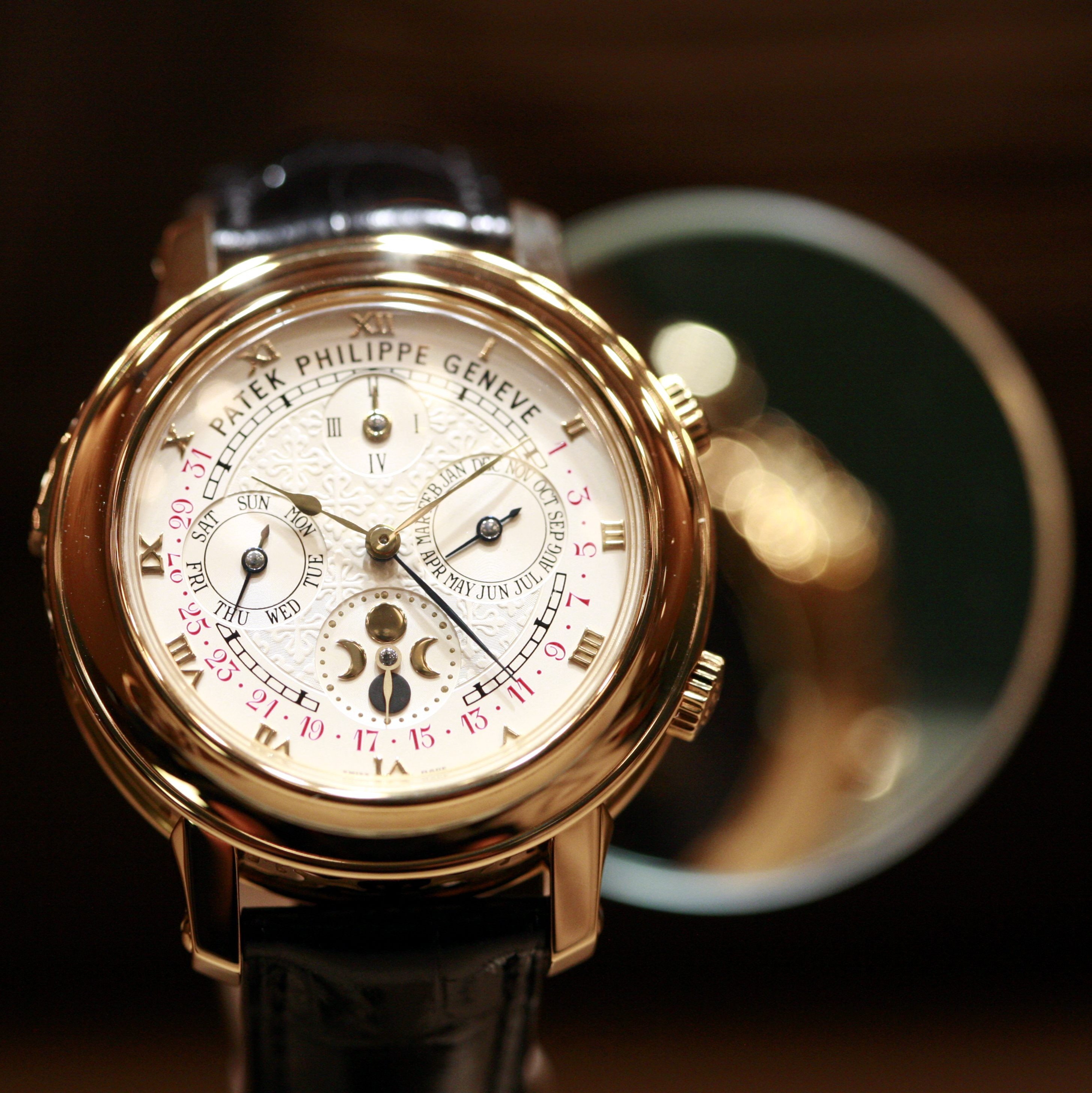 General 2909x2912 watch Patek Philippe luxury watches wristwatch technology