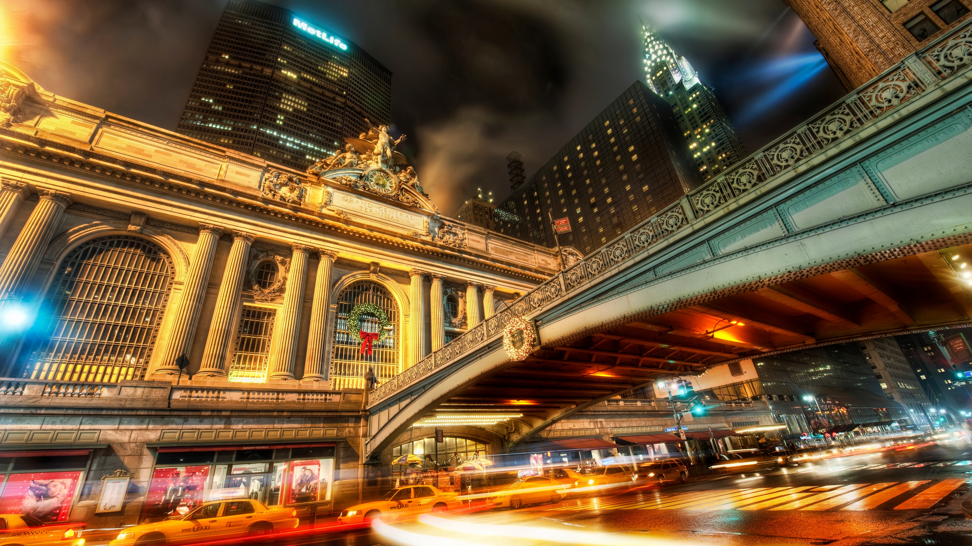 General 3840x2160 Trey Ratcliff photography New York City night lights building skyscraper street Grand Central Station Empire State Building bridge architecture city city lights car street light headlights taillights long exposure urban USA