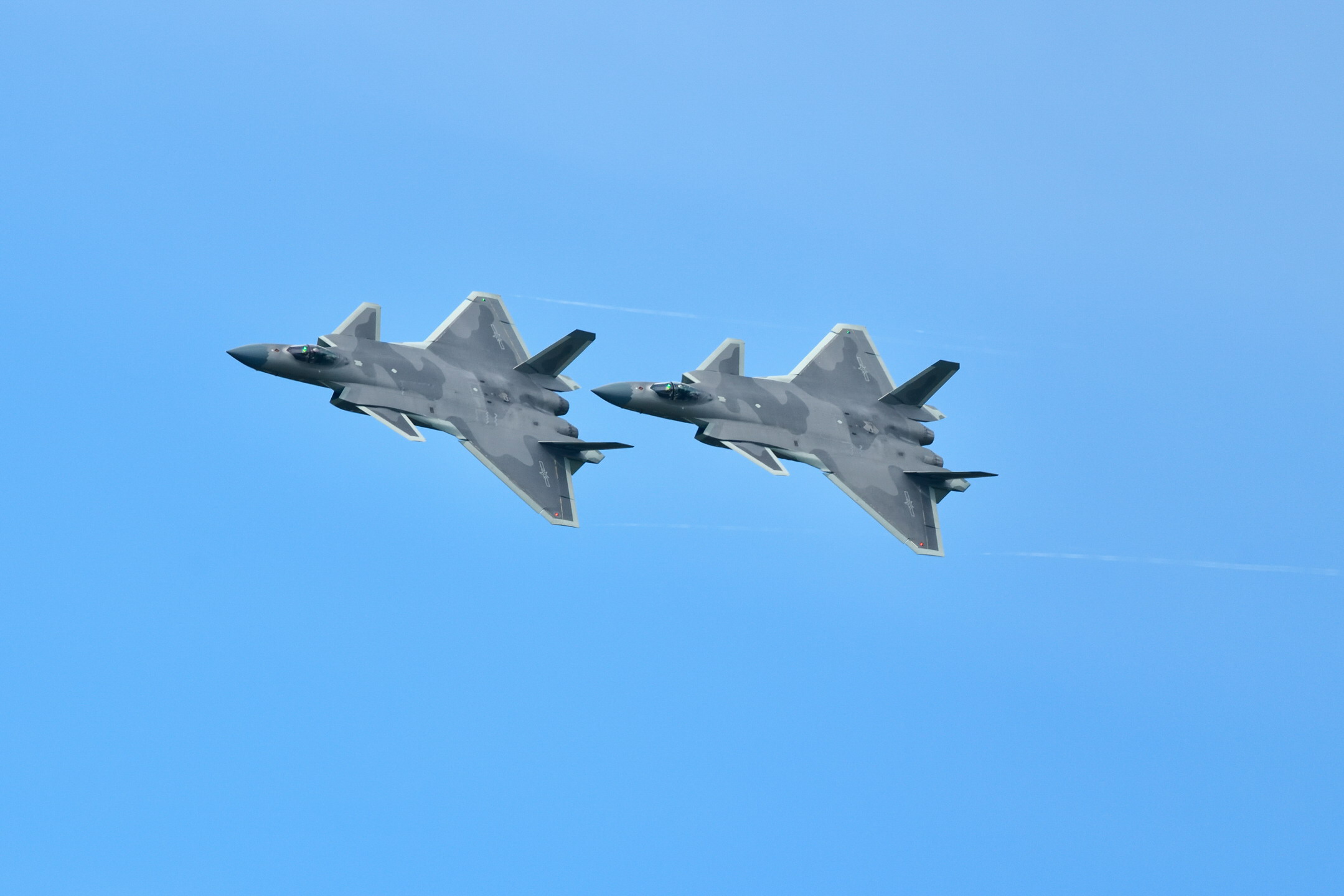 General 2159x1440 Chengdu J-20 PLAAF simple background minimalism aircraft flying sky military military aircraft