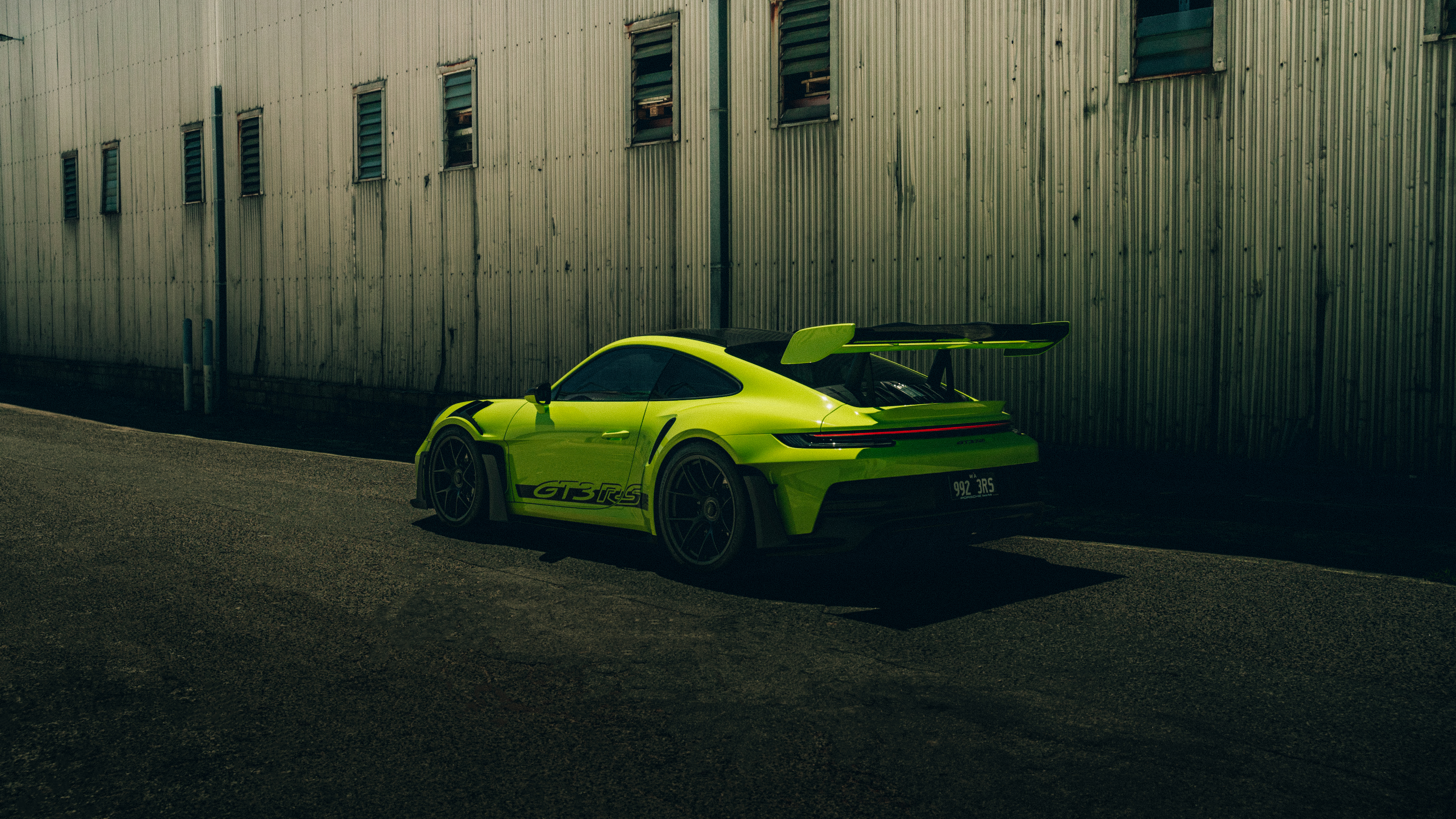 General 6016x3384 Porsche 911 GT3 R car vehicle green cars
