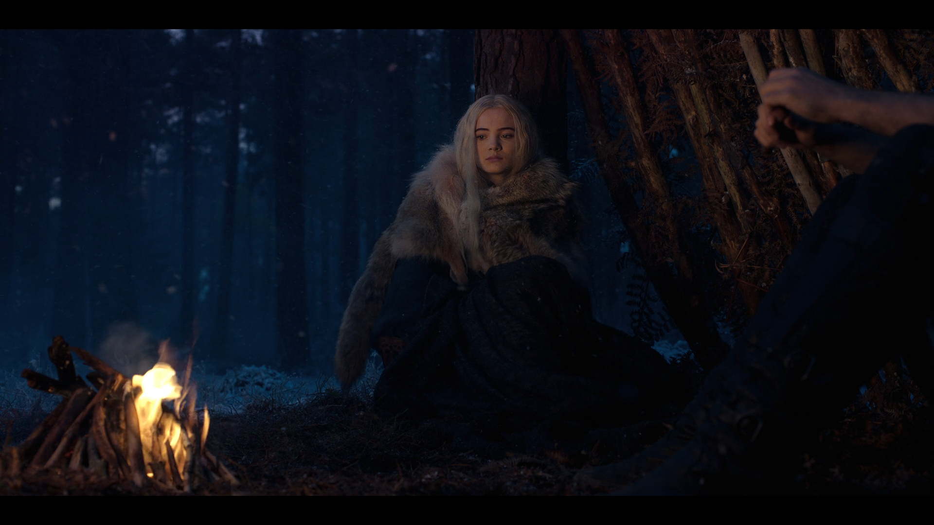 People 1920x1080 The Witcher (TV Series) Geralt of Rivia campfire forest night Fur Shawl blonde film stills Freya Allan Cirilla Fiona Elen Riannon