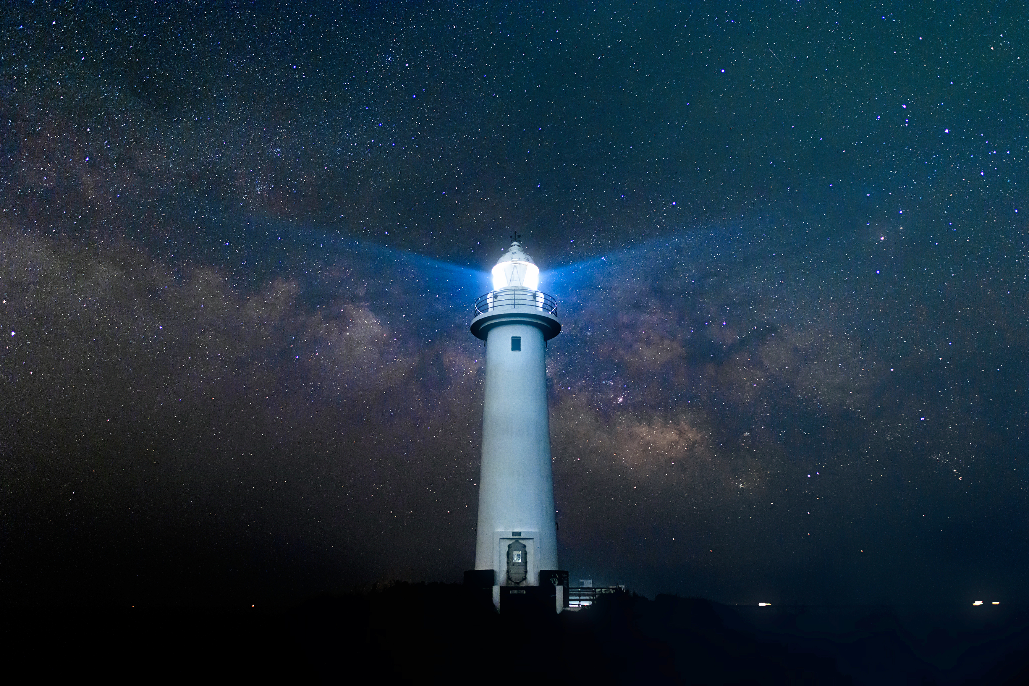 General 3480x2320 lighthouse stars building sky outdoors