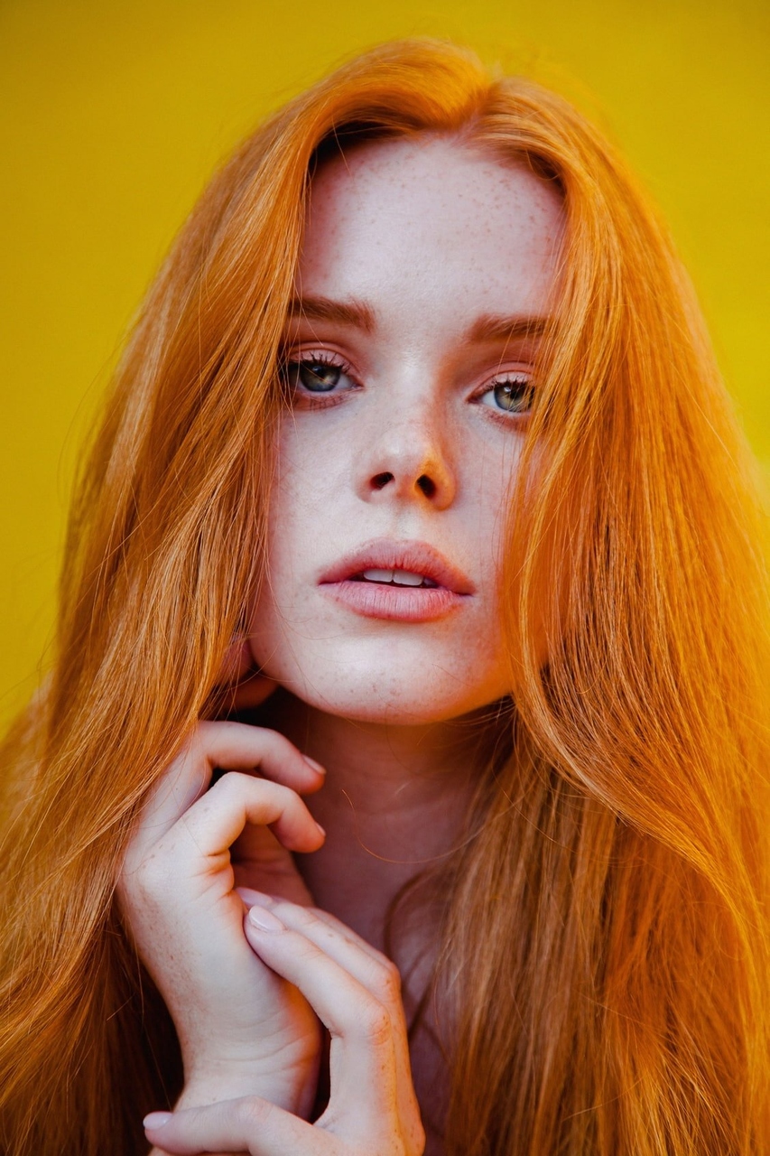 People 853x1280 Abigail Cowen women actress redhead green eyes model long hair women indoors