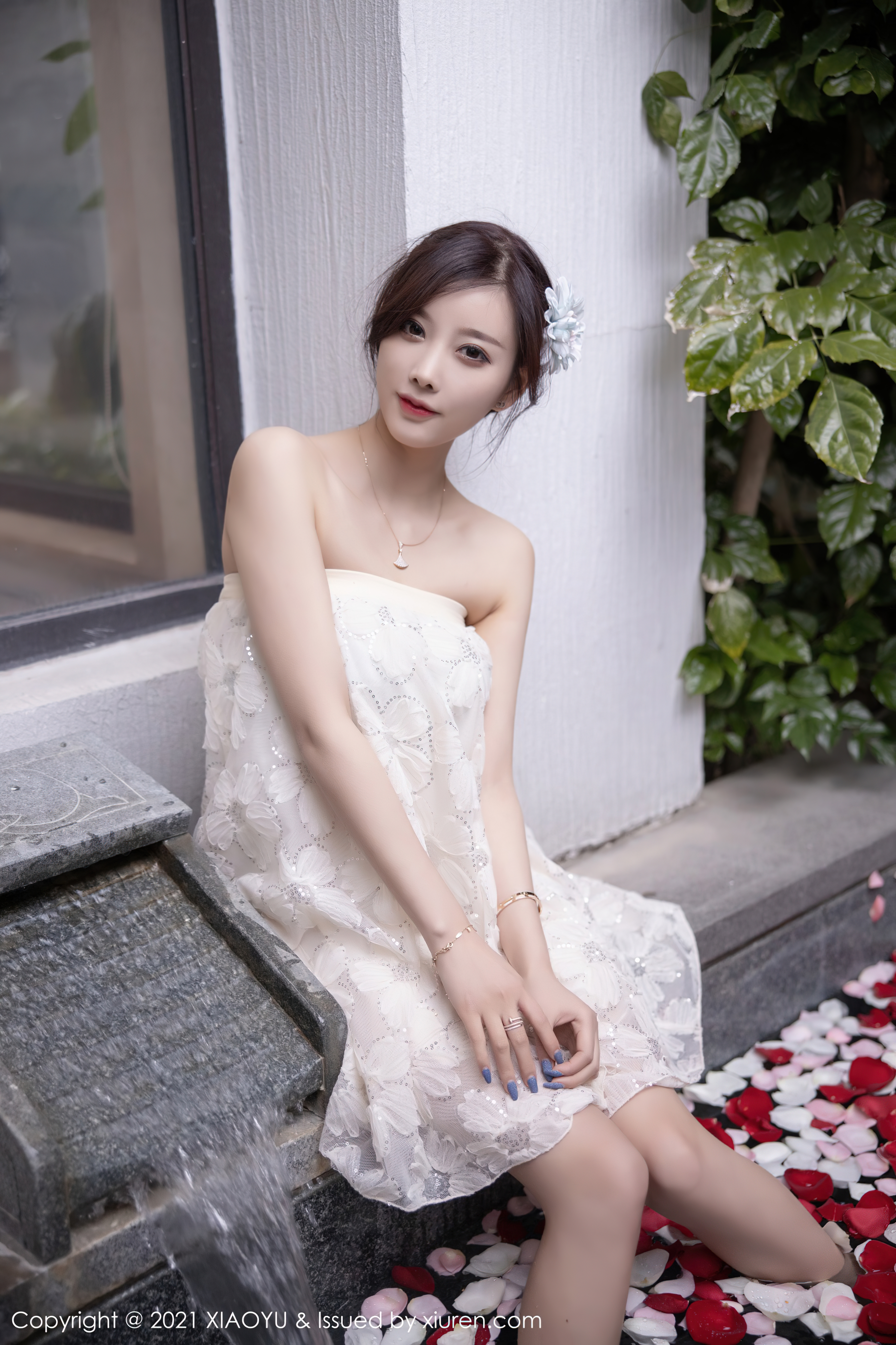 People 3600x5400 Xiuren Chinese model XiaoYu Chenchen Yang pale looking at viewer women Asian