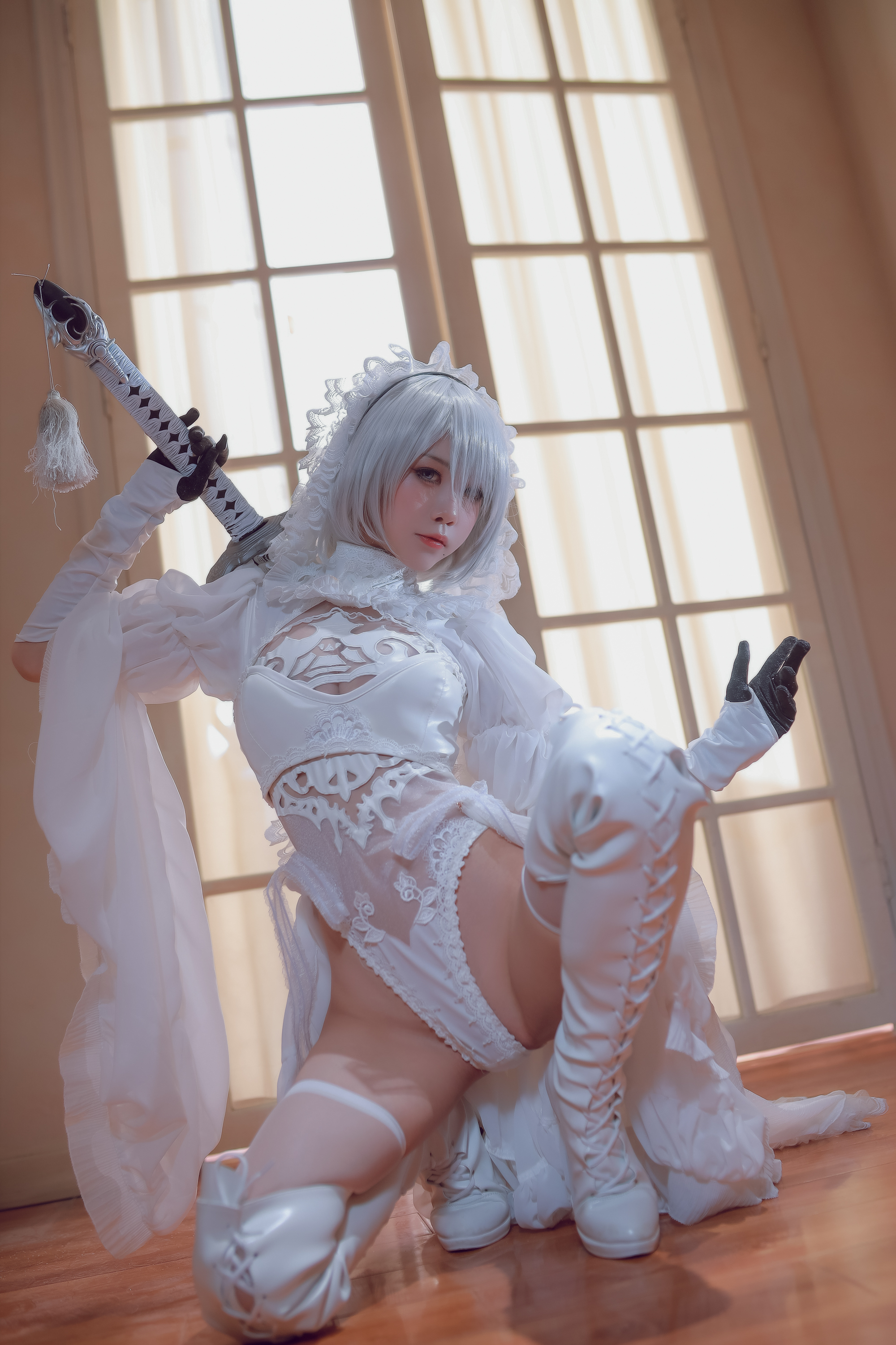 People 2000x3001 Shuimiaoaqua women model cosplay Asian 2B (Nier: Automata) Nier: Automata video games video game girls brides veils lingerie bodysuit stockings thigh high boots indoors women indoors by the window portrait display looking at viewer white hair white clothing hair over one eye white stockings spread legs