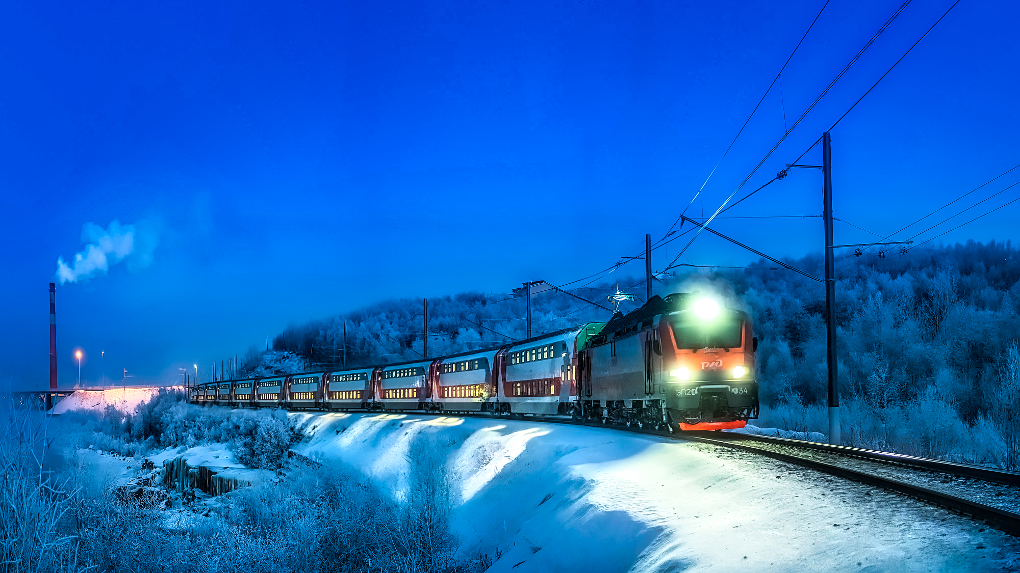 General 2000x1125 snow winter train clear sky night lights railway photography outdoors Krylov Sergey