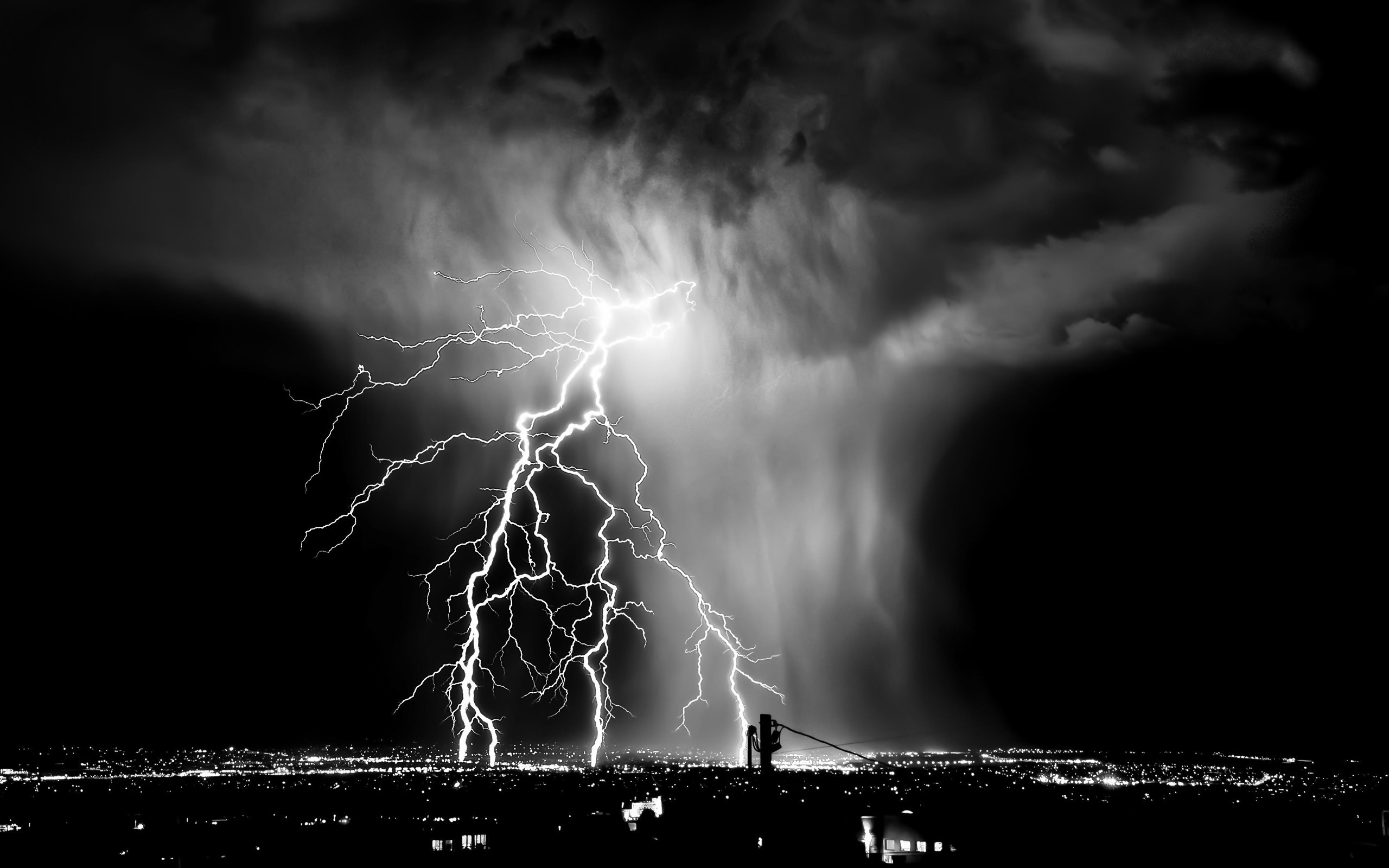 General 2560x1600 photography city cityscape lights storm lightning monochrome dark city lights