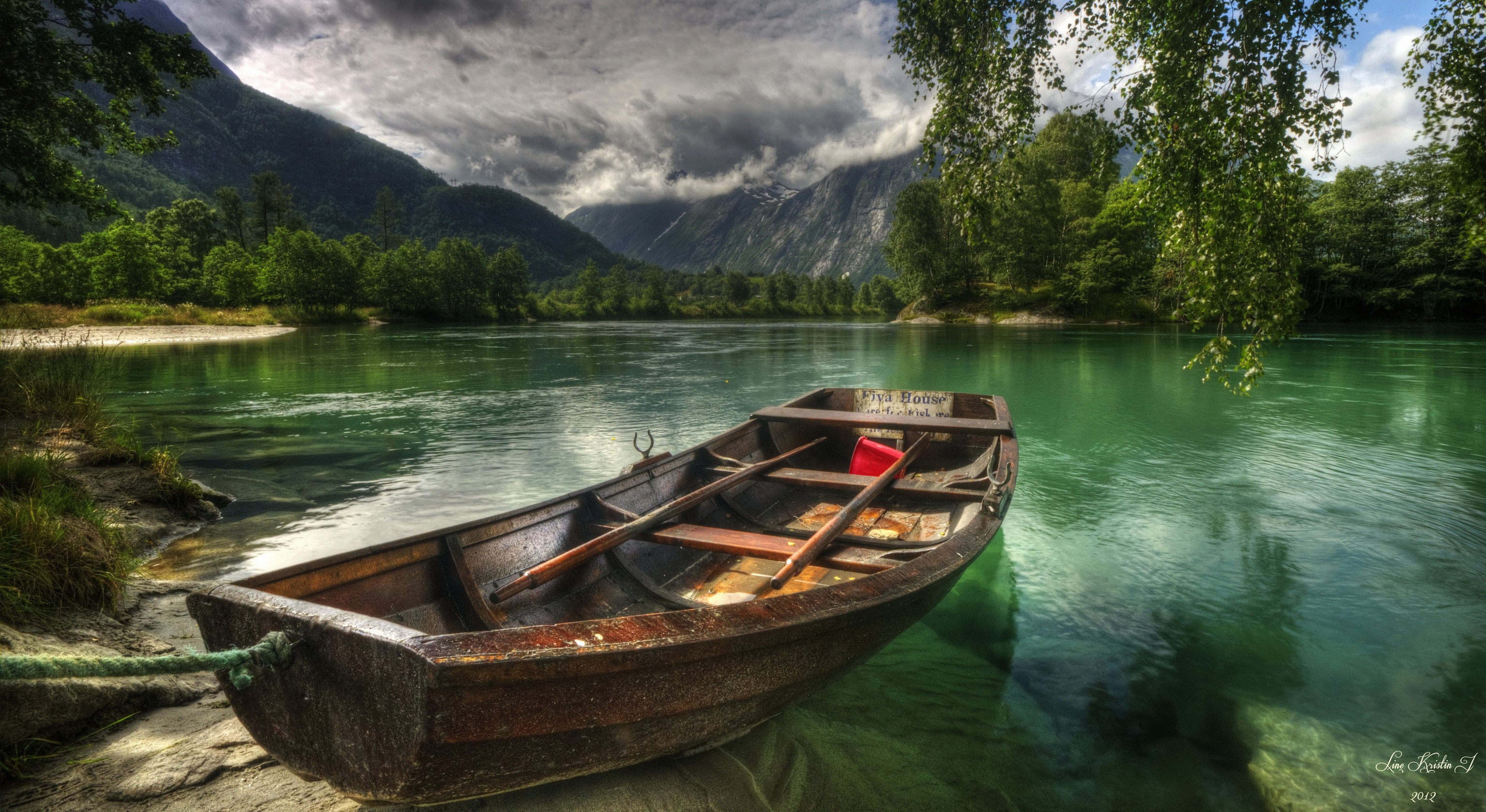 General 3072x1679 landscape river rowboat wood beach mountains clouds vehicle nature