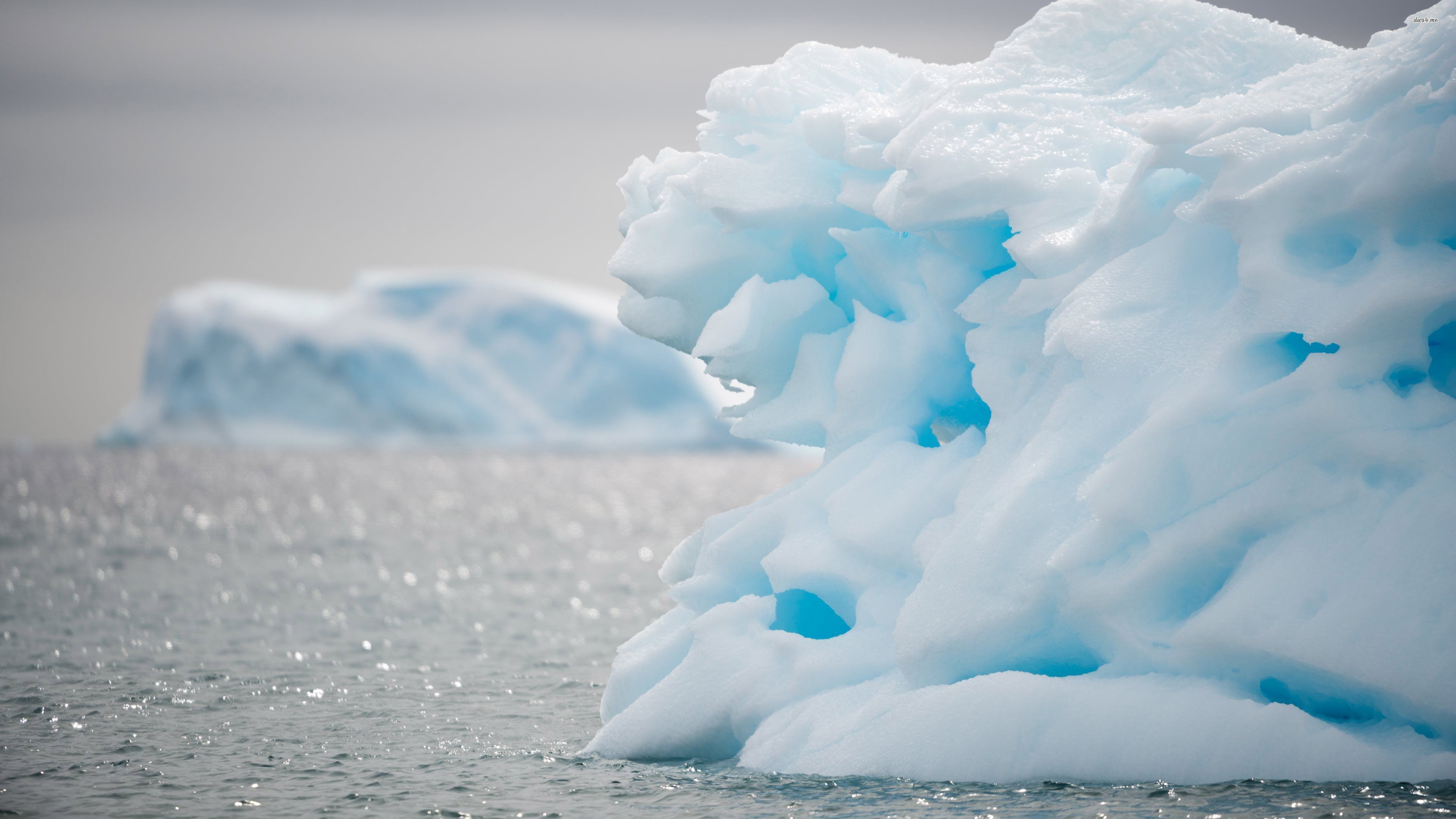 General 3840x2160 nature water sea ice iceberg glacier blue sunlight depth of field