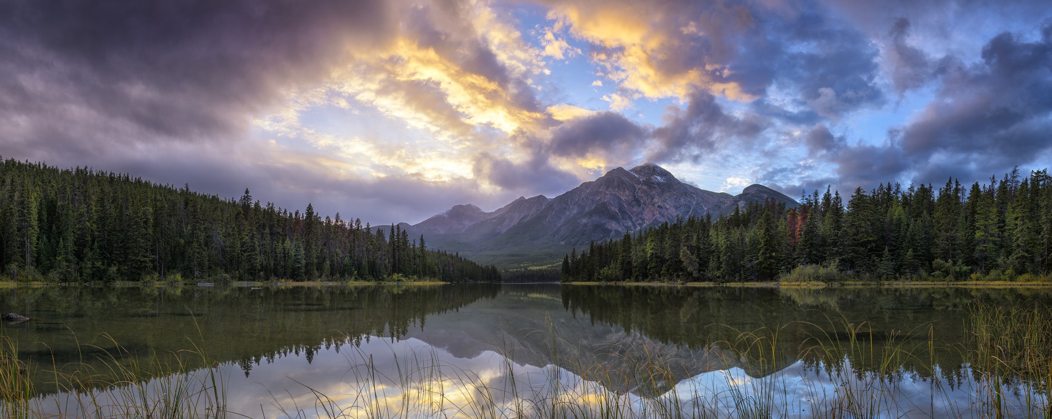 General 2048x816 panorama lake mountains nature sky Jasper National Park Canada landscape forest clouds trees reflection water