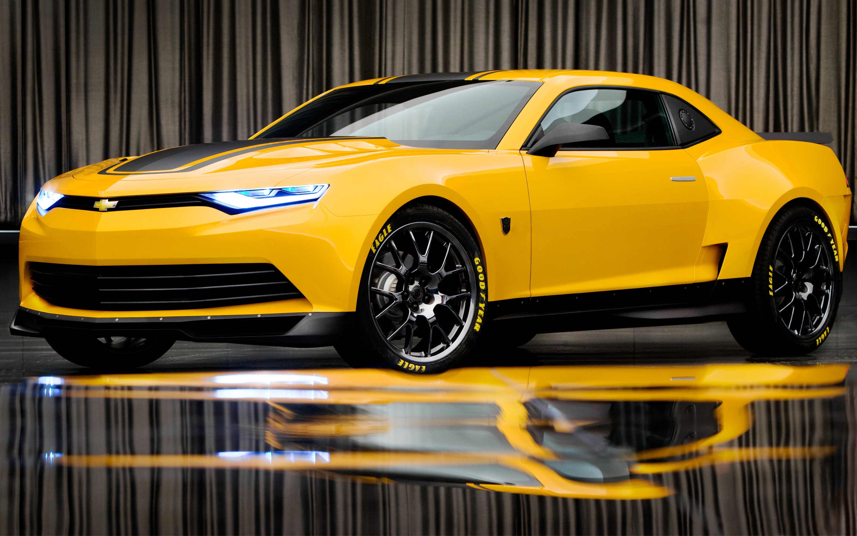 General 2880x1800 Chevrolet yellow car sports car yellow cars vehicle reflection Chevrolet Camaro muscle cars American cars