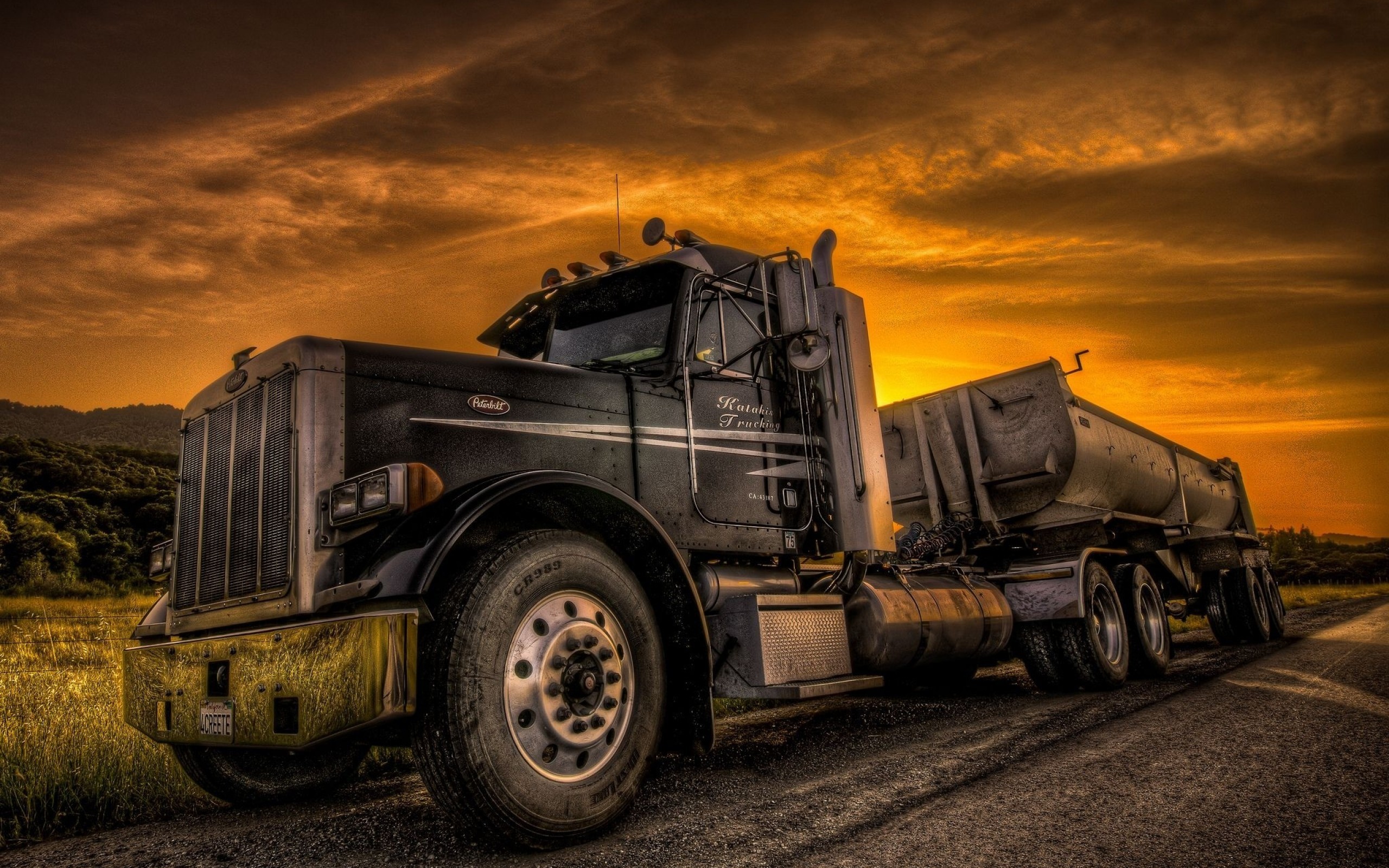 General 2560x1600 HDR truck Peterbilt Black Trucks vehicle sky sunlight outdoors