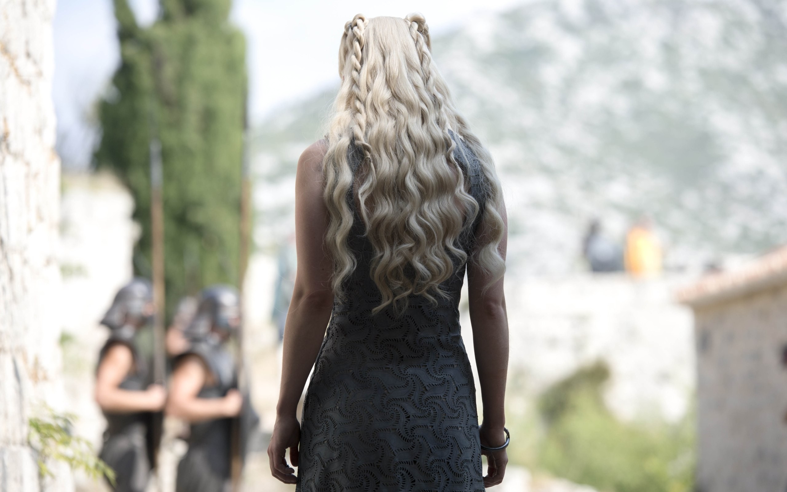 People 2560x1600 Game of Thrones Daenerys Targaryen Emilia Clarke women blonde TV series long hair fantasy girl actress