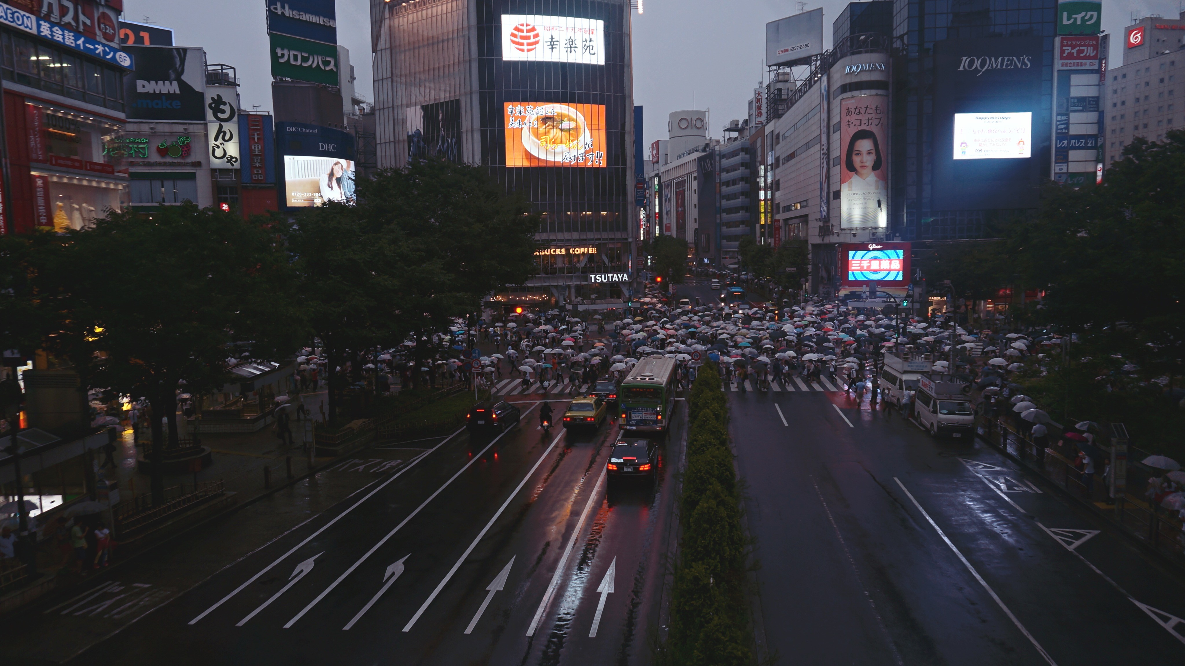 General 4096x2301 city car Japan Tokyo Shibuya Asia people traffic street traffic crossing
