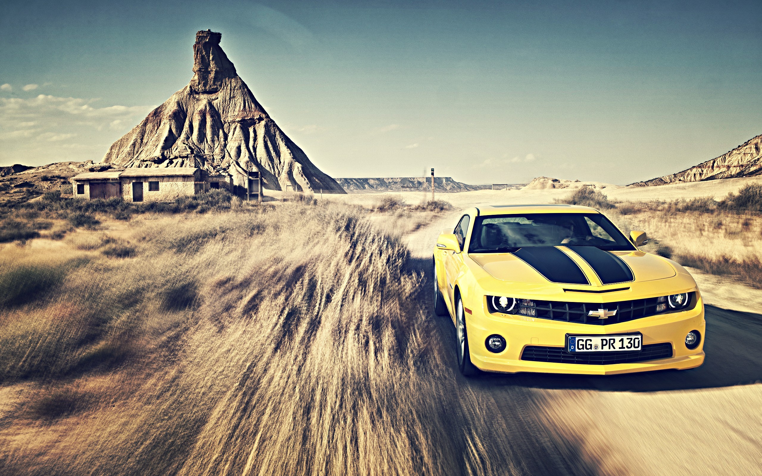 General 2560x1600 car Chevrolet Chevrolet Camaro racing stripes yellow cars vehicle muscle cars American cars