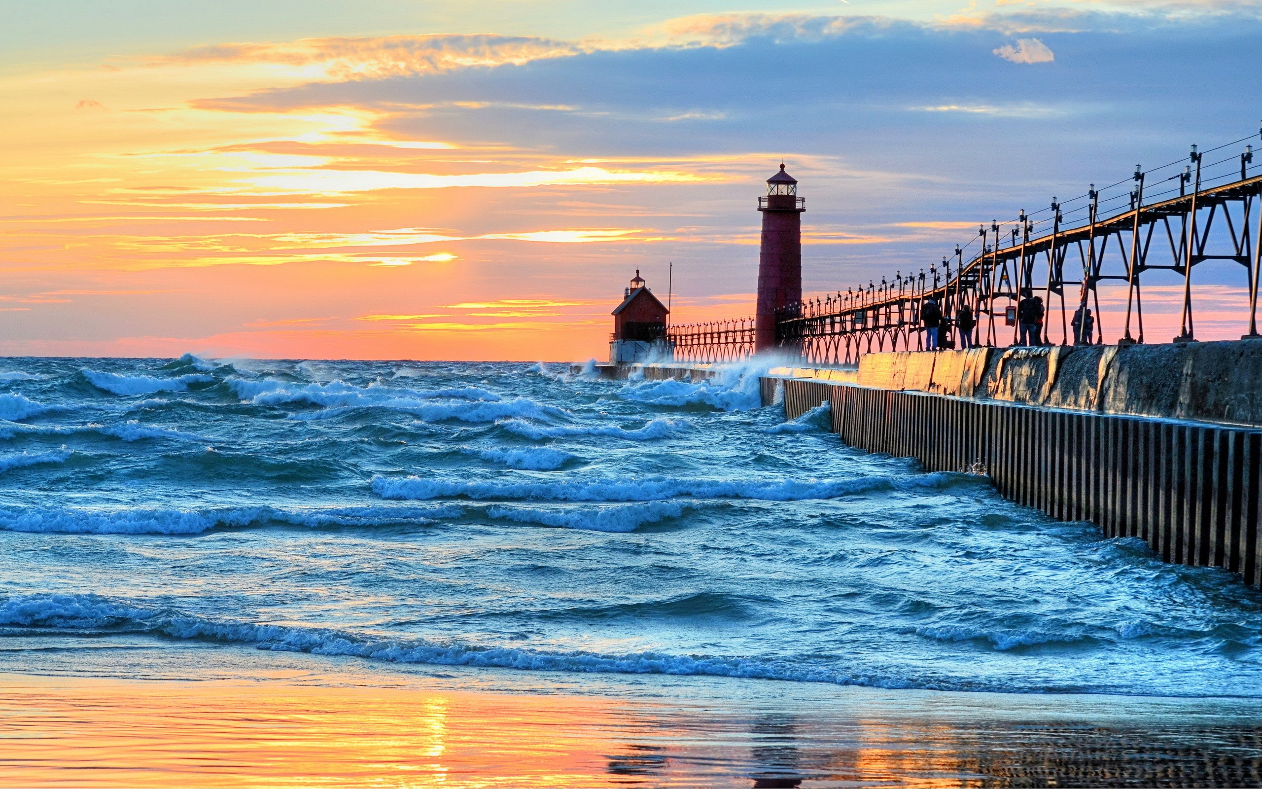 General 2560x1600 nature sunset sea waves pier lighthouse