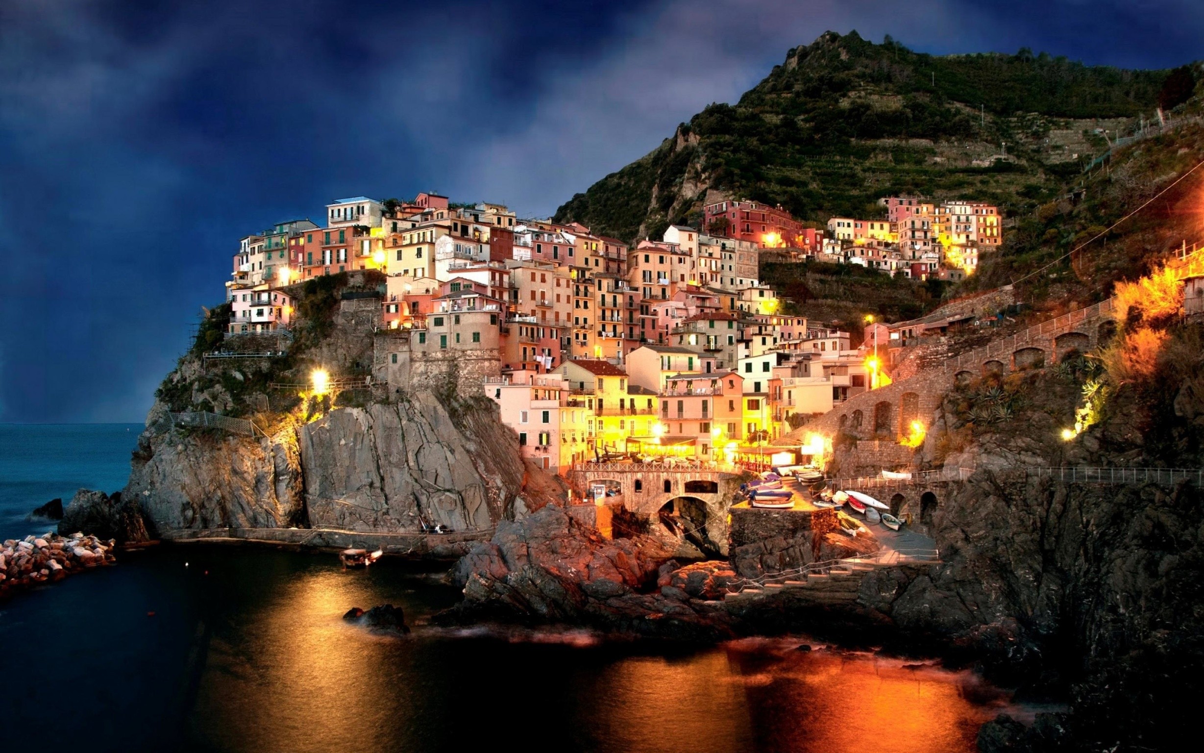 General 2457x1536 cityscape Italy reflection coast town cliff night Manarola Cinque Terre Liguria
