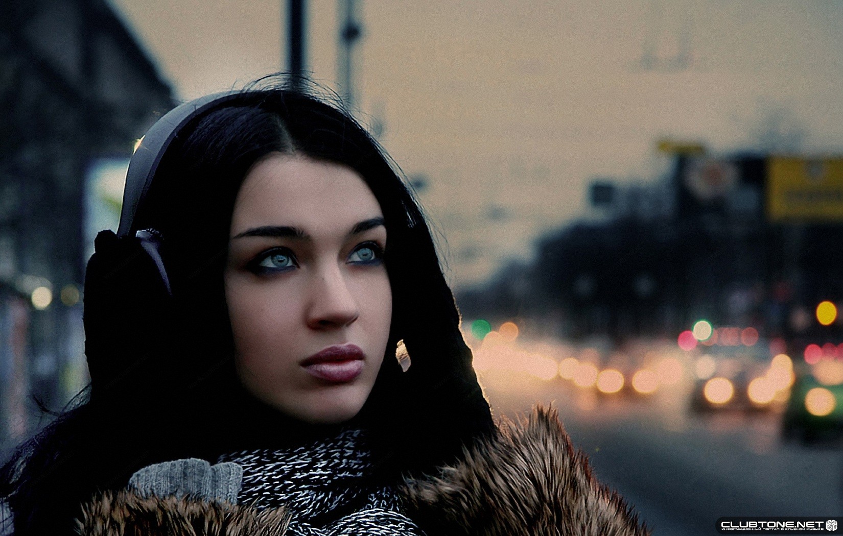 People 1650x1050 women headphones urban face blue eyes black hair model women outdoors makeup red lipstick watermarked looking away looking into the distance