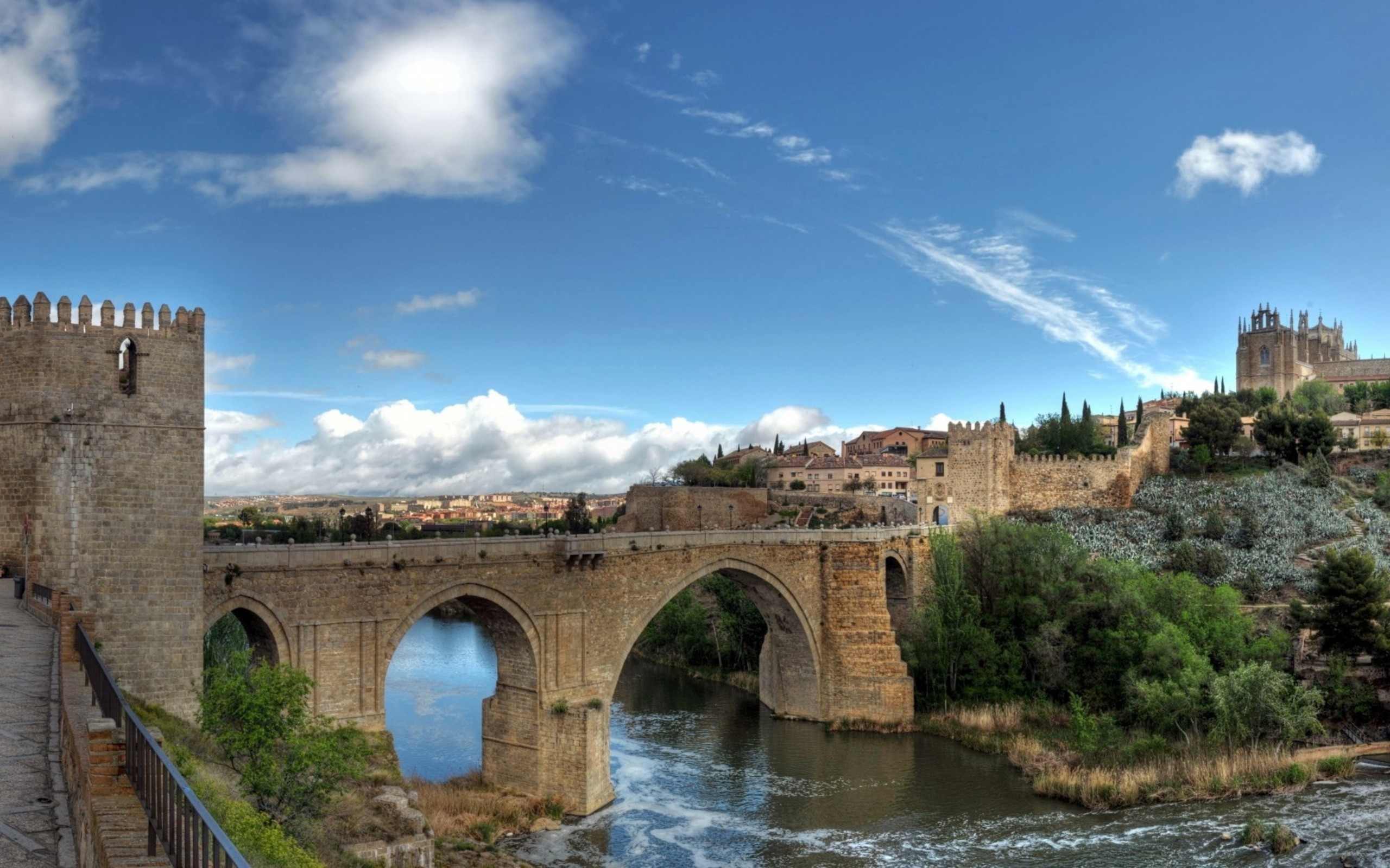 General 2560x1600 castle bridge arch bridge river Toledo Spain