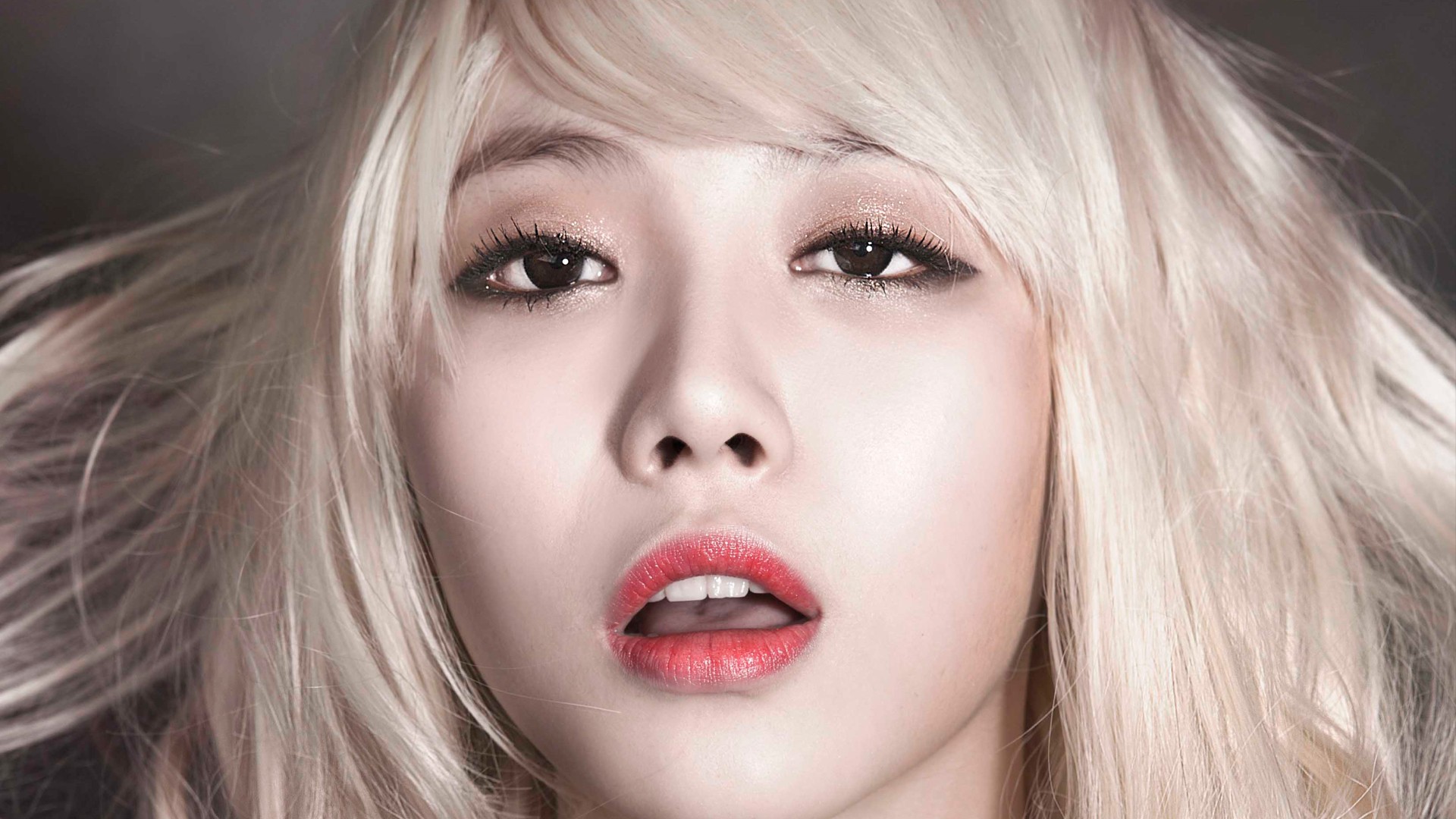 People 1920x1080 women Asian closeup open mouth makeup dyed hair Korean women Korean