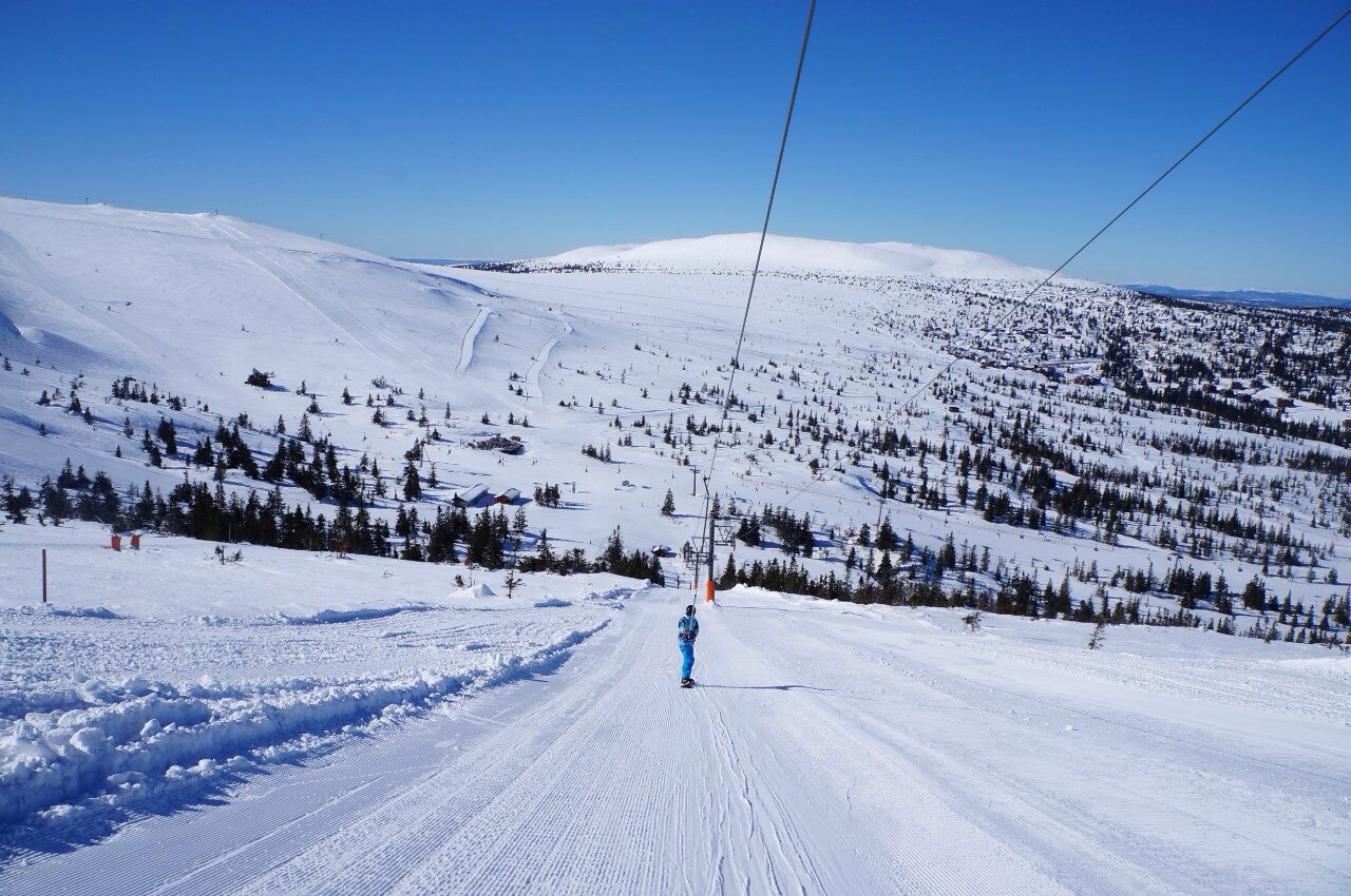 General 1280x850 landscape hills ski lifts snow winter