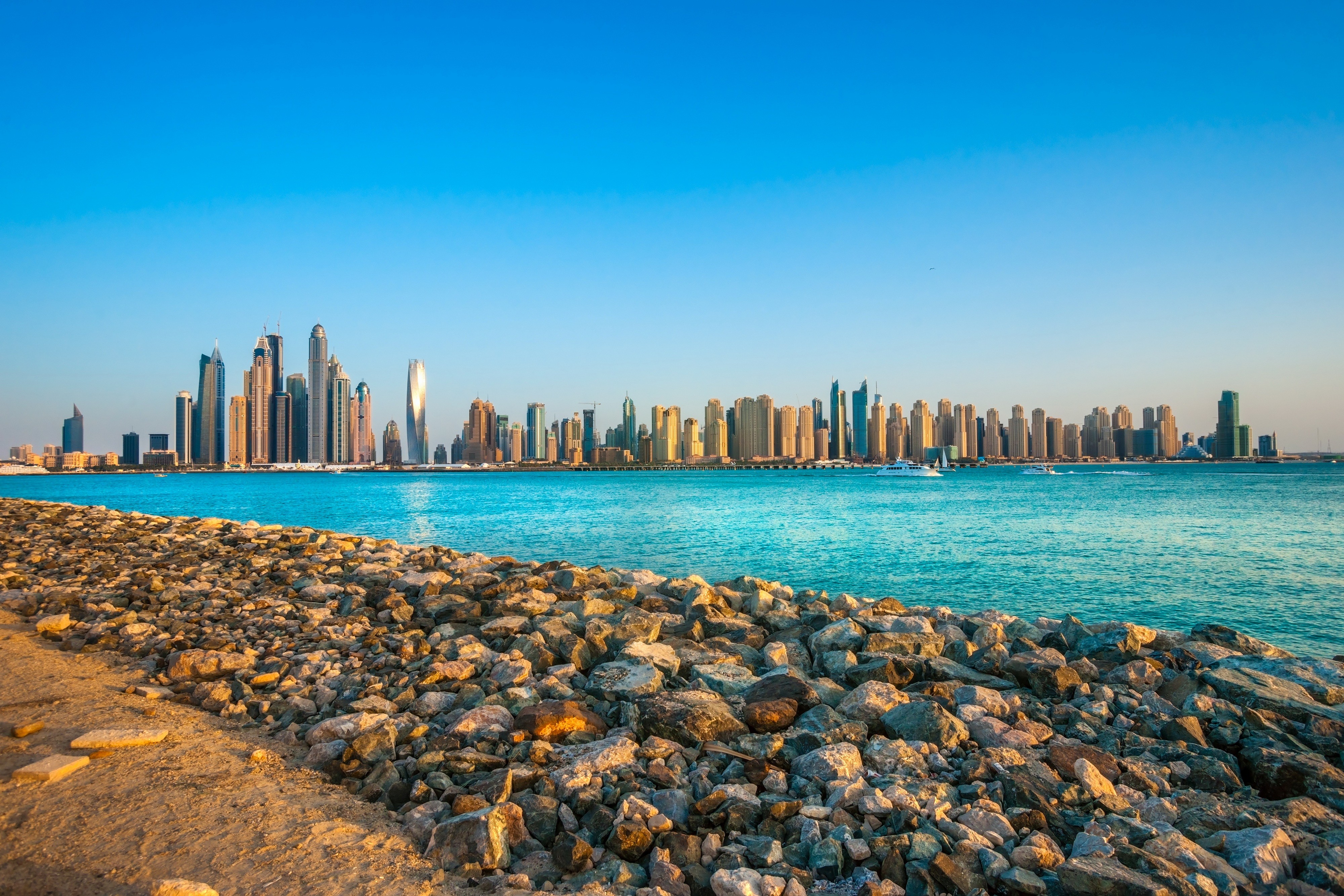 General 4000x2667 city cityscape Dubai United Arab Emirates skyscraper sea