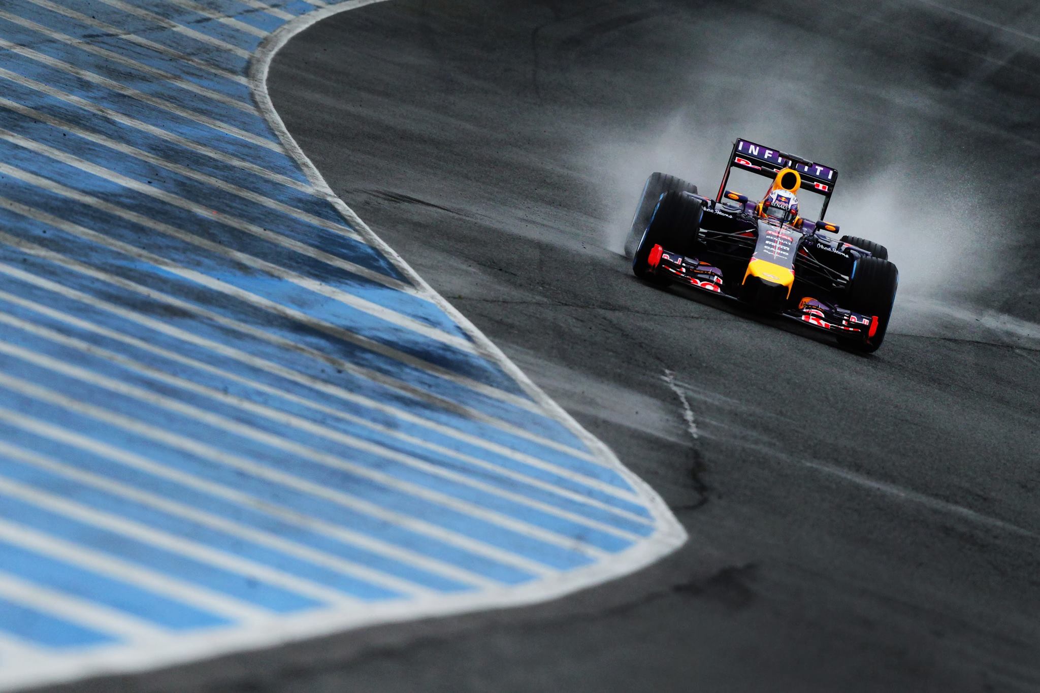 General 2048x1365 Formula 1 Red Bull Red Bull Racing race cars racing car vehicle dutch tilt sport motorsport Daniel Ricciardo