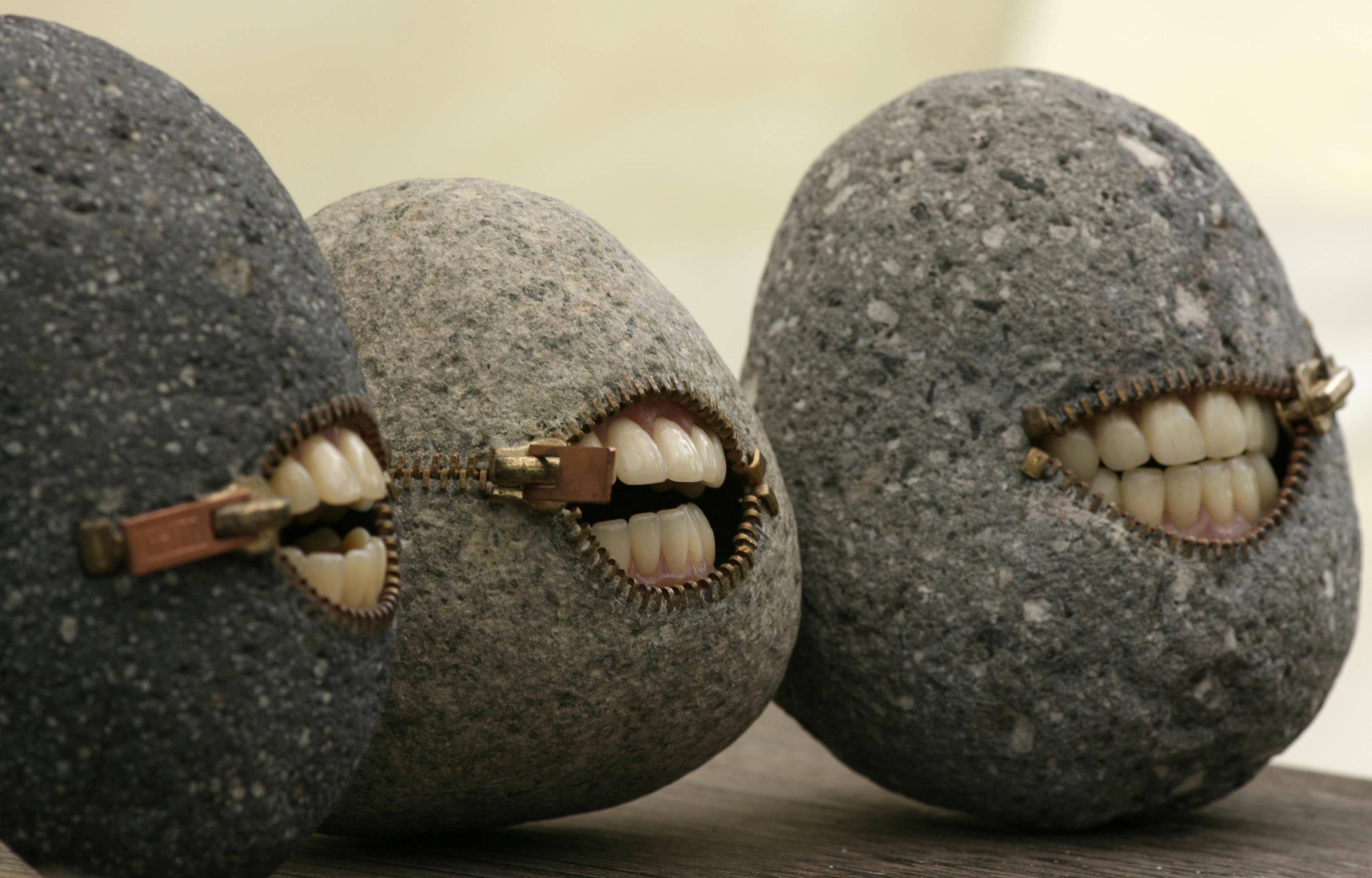 General 3300x2112 rocks stones humor minimalism photo manipulation creepy teeth smiling zipper