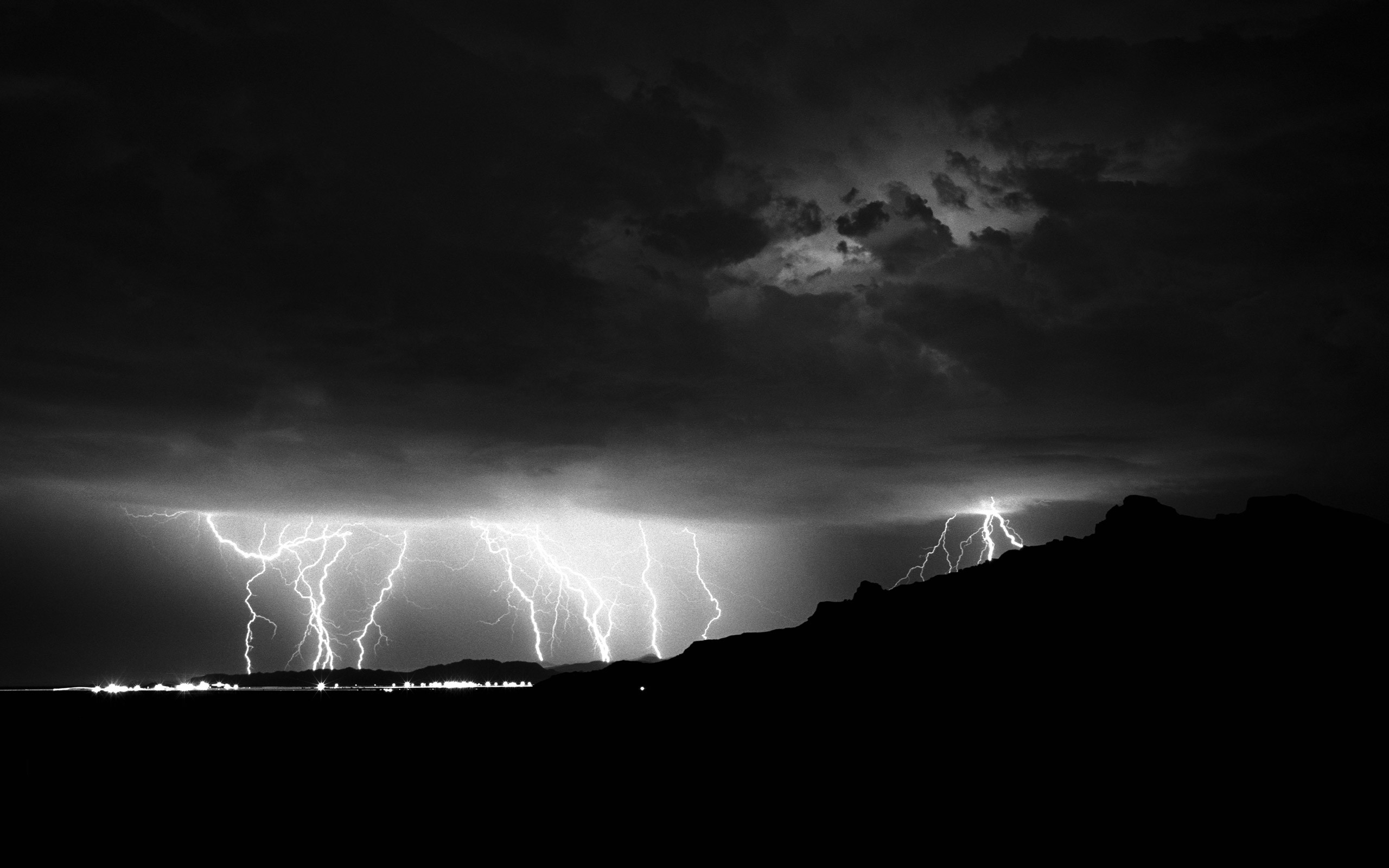 General 2560x1600 nature dark monochrome lightning sky outdoors