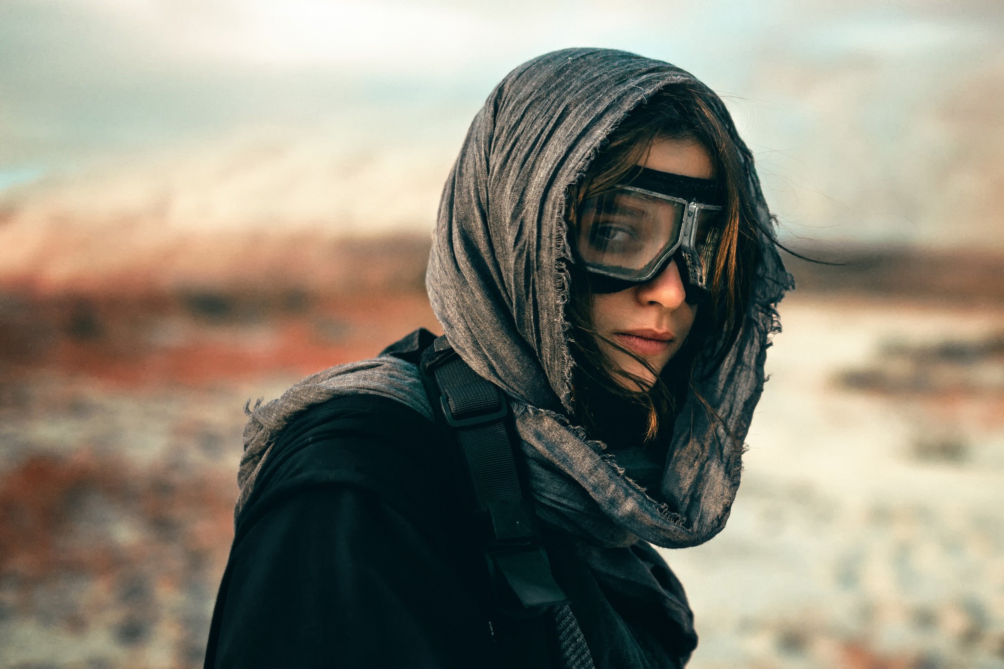 People 2000x1333 women model goggles women outdoors hoods looking at viewer