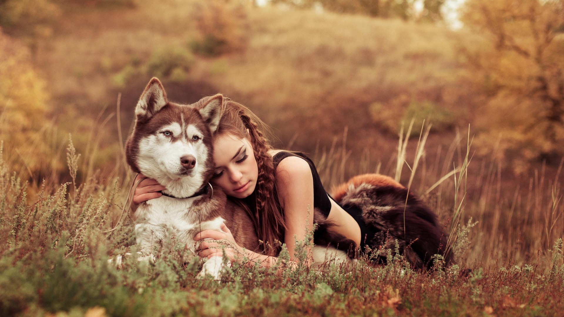 People 1920x1080 Siberian Husky  dog hugging women outdoors animals closed eyes women with dogs mammals outdoors makeup looking away women